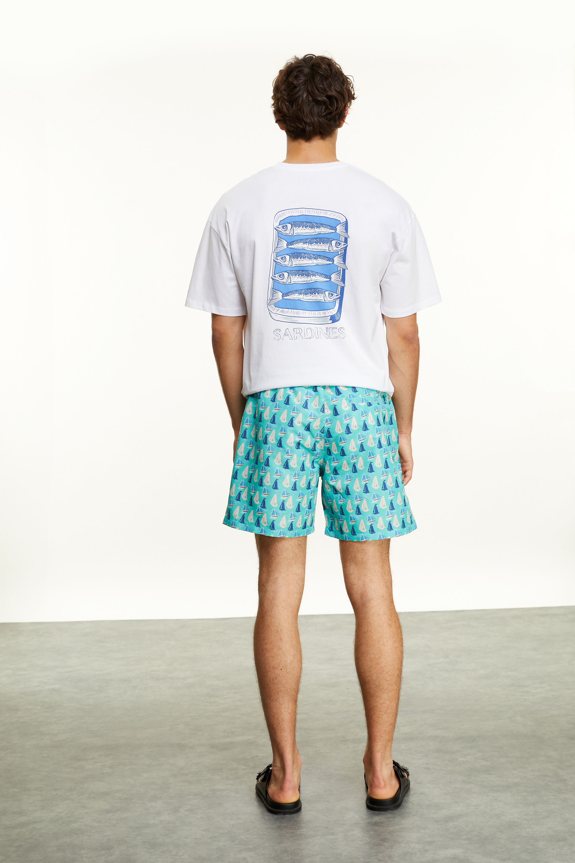 DESENLİ BAĞLAMALI DENİZ ŞORTU