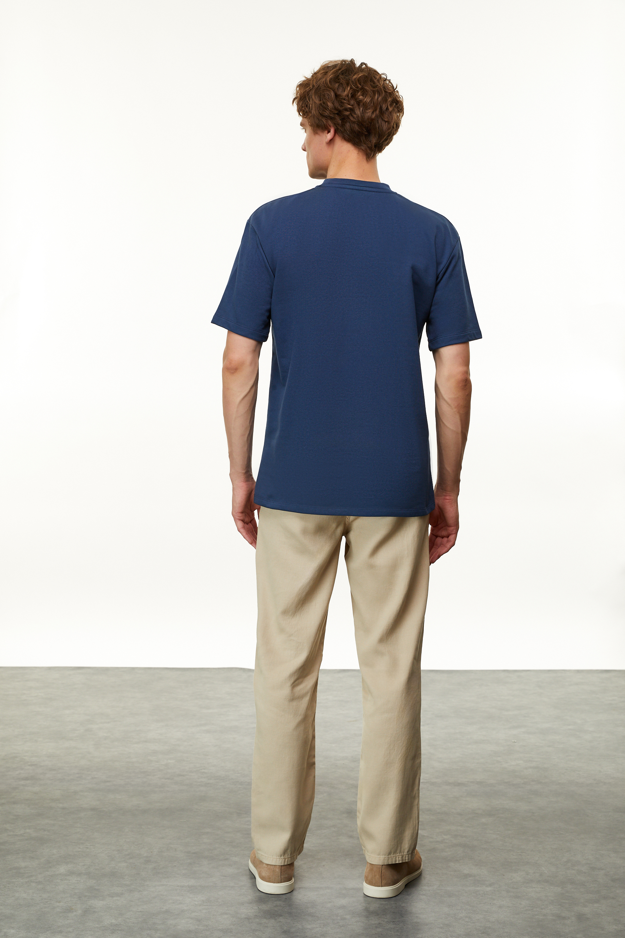 KISA KOLLU OVERSIZE SWEATSHIRT