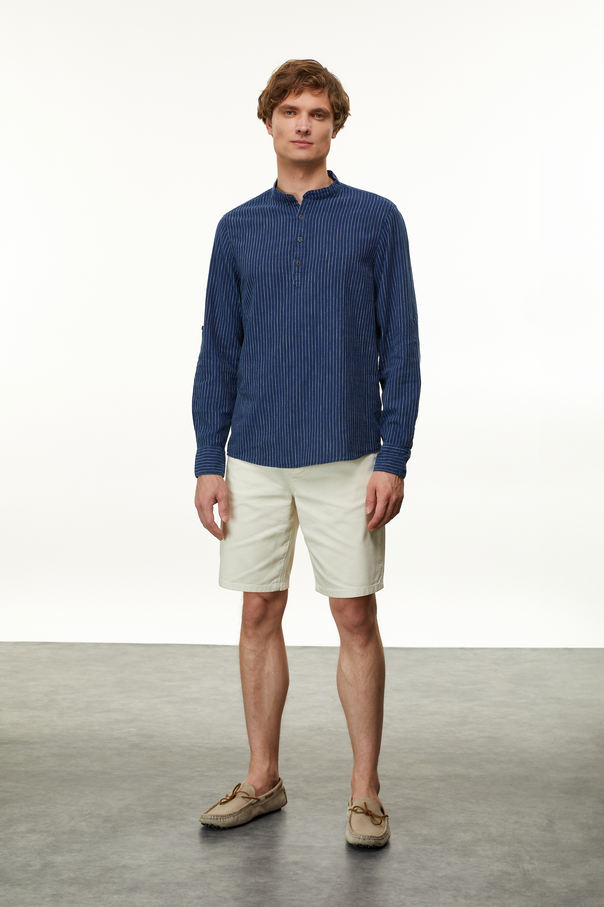 KETEN KARIŞIMLI HAKİM YAKA REGULAR FIT GÖMLEK