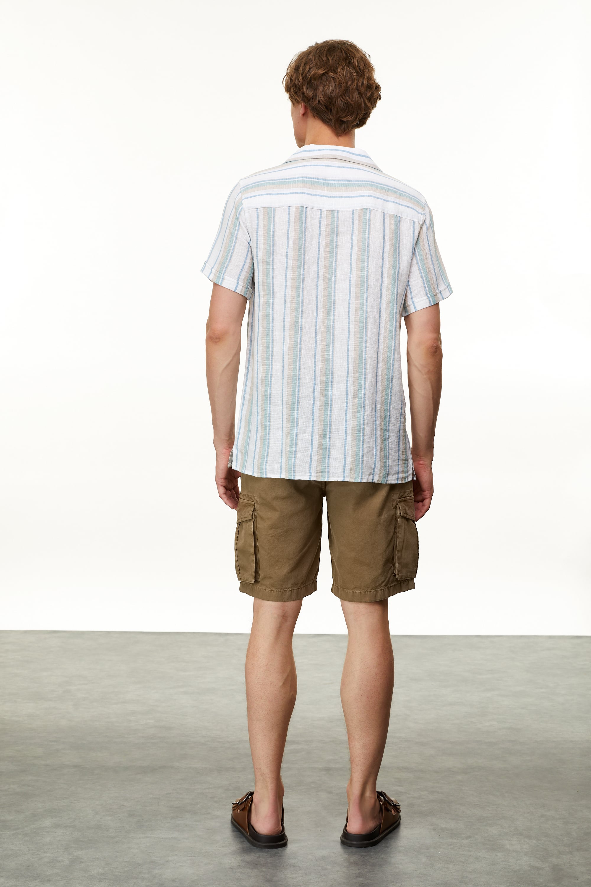 ÇİZGİLİ REGULAR FIT KISA KOLLU GÖMLEK