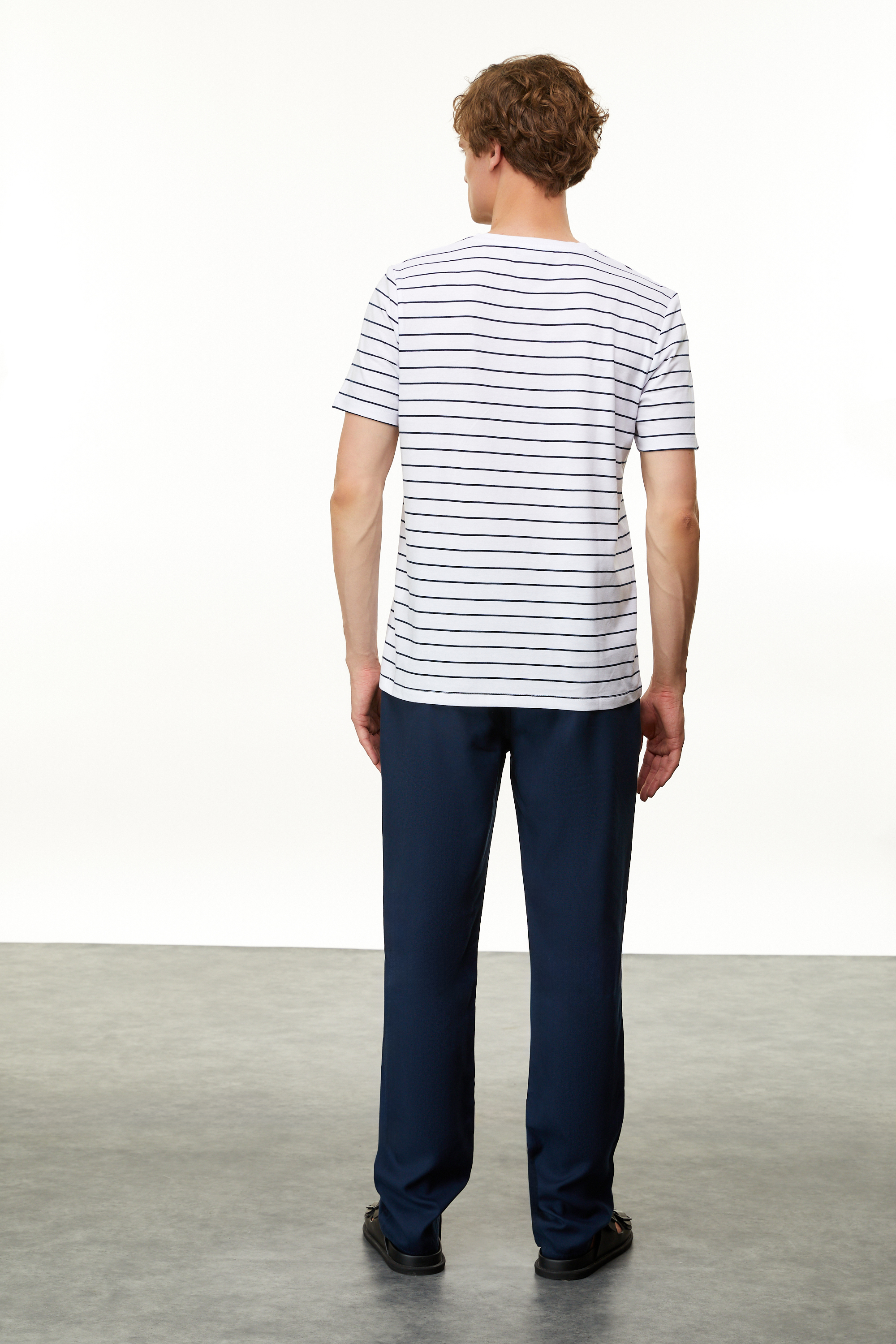 ÇİZGİLİ BİSİKLET YAKA T-SHIRT