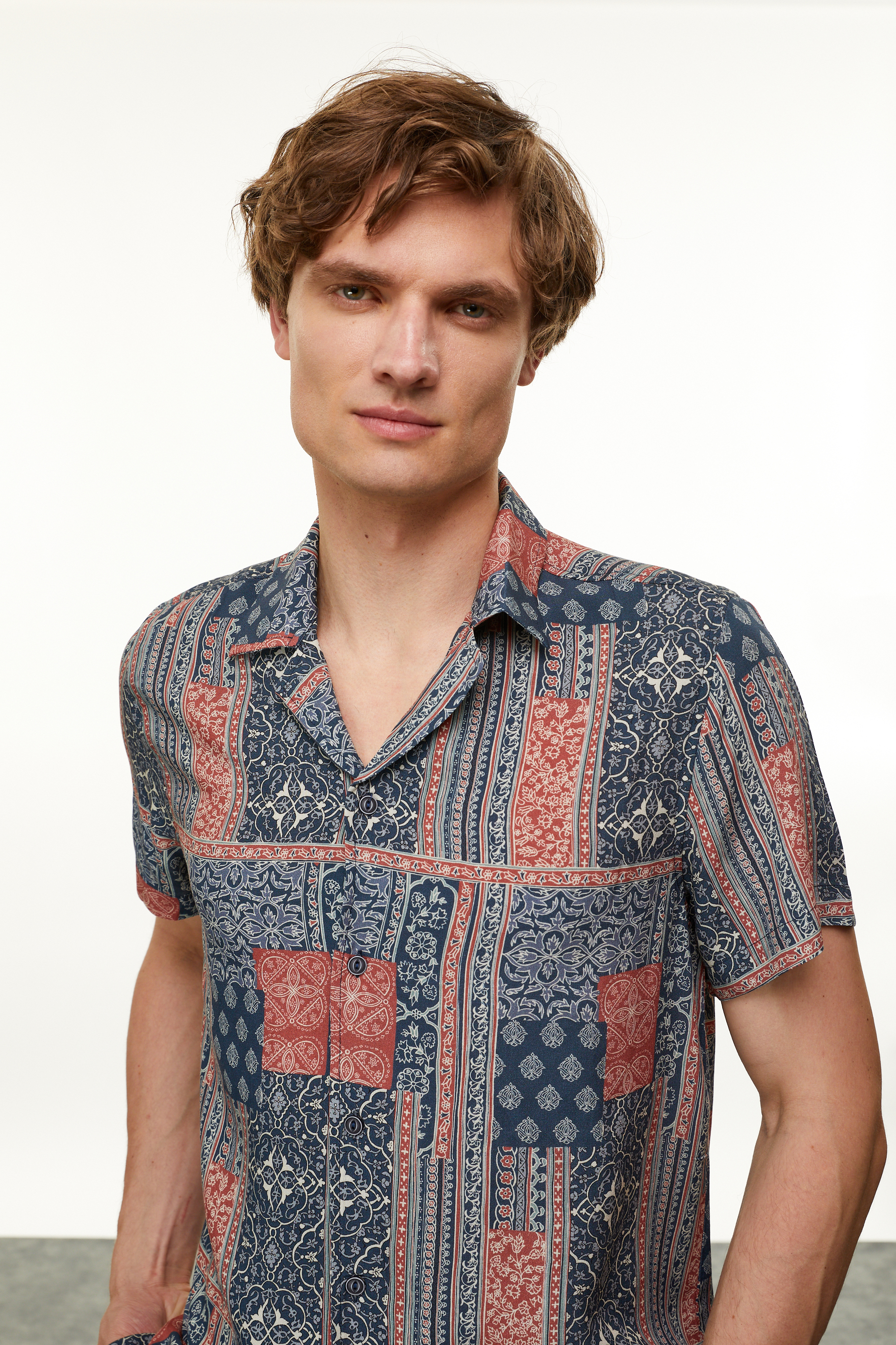 BASKILI REGULAR FIT GÖMLEK