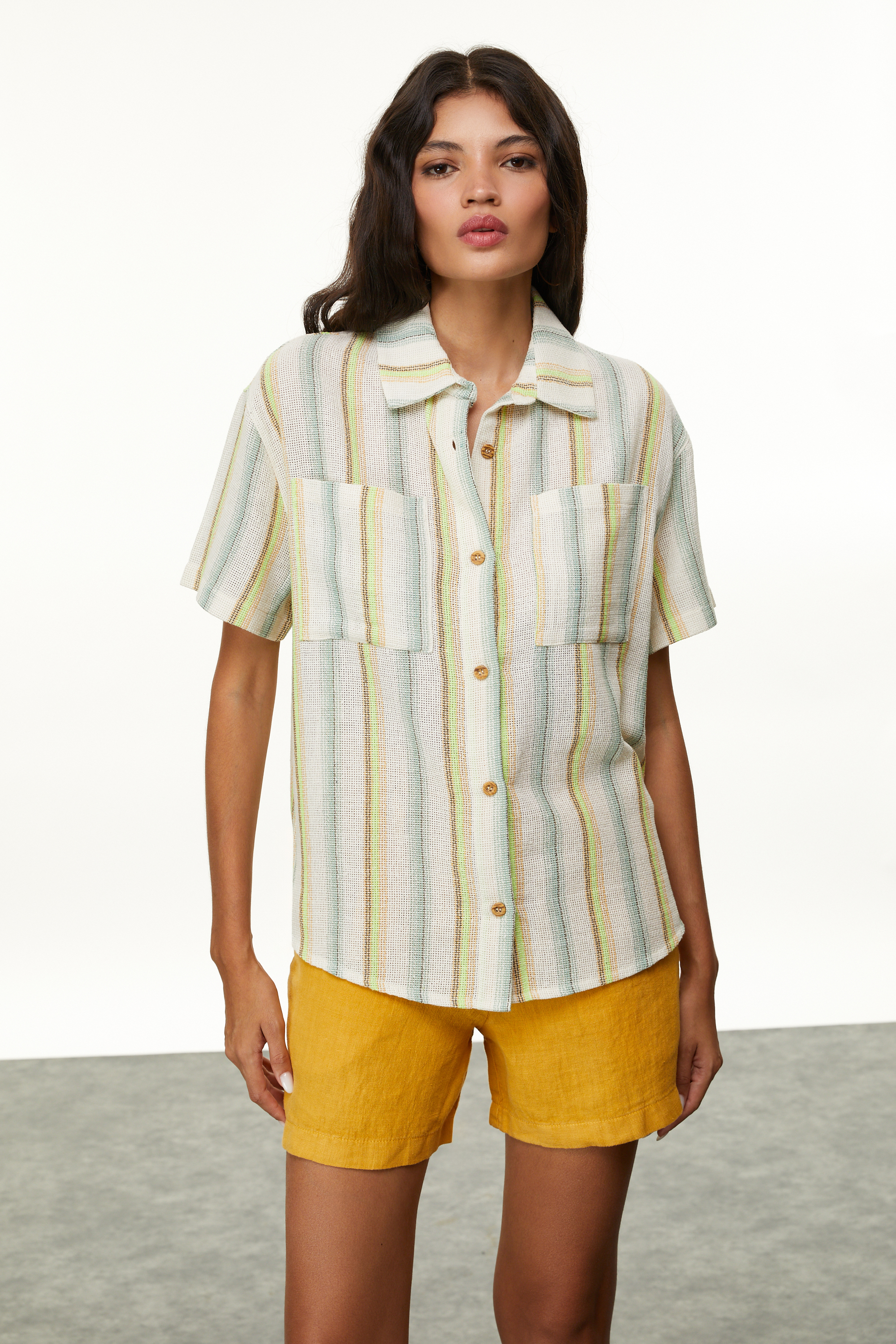 PAMUKLU CEPLİ OVERSIZE GÖMLEK