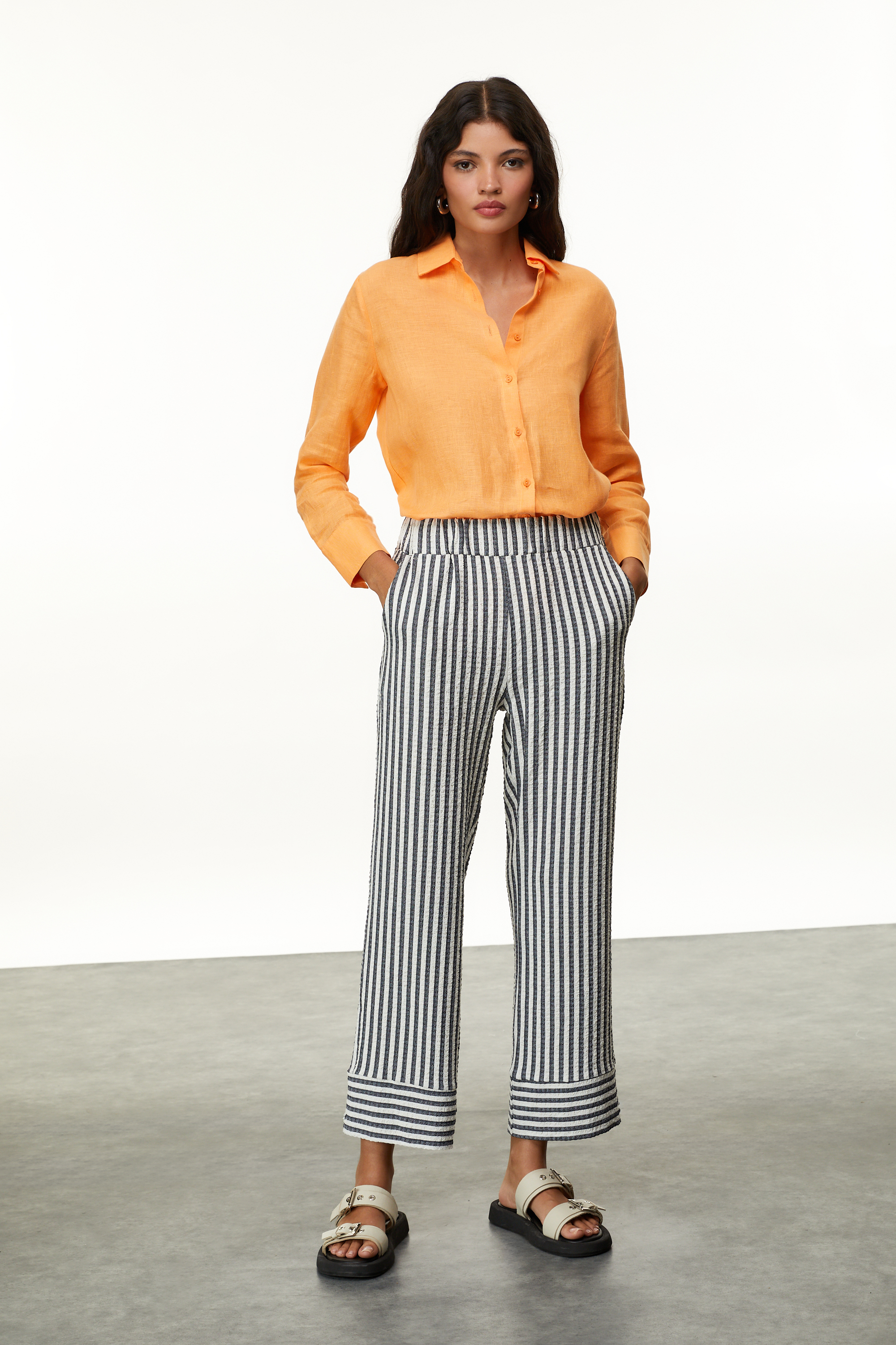 BELİ LASTİKLİ ÇİZGİLİ PANTOLON