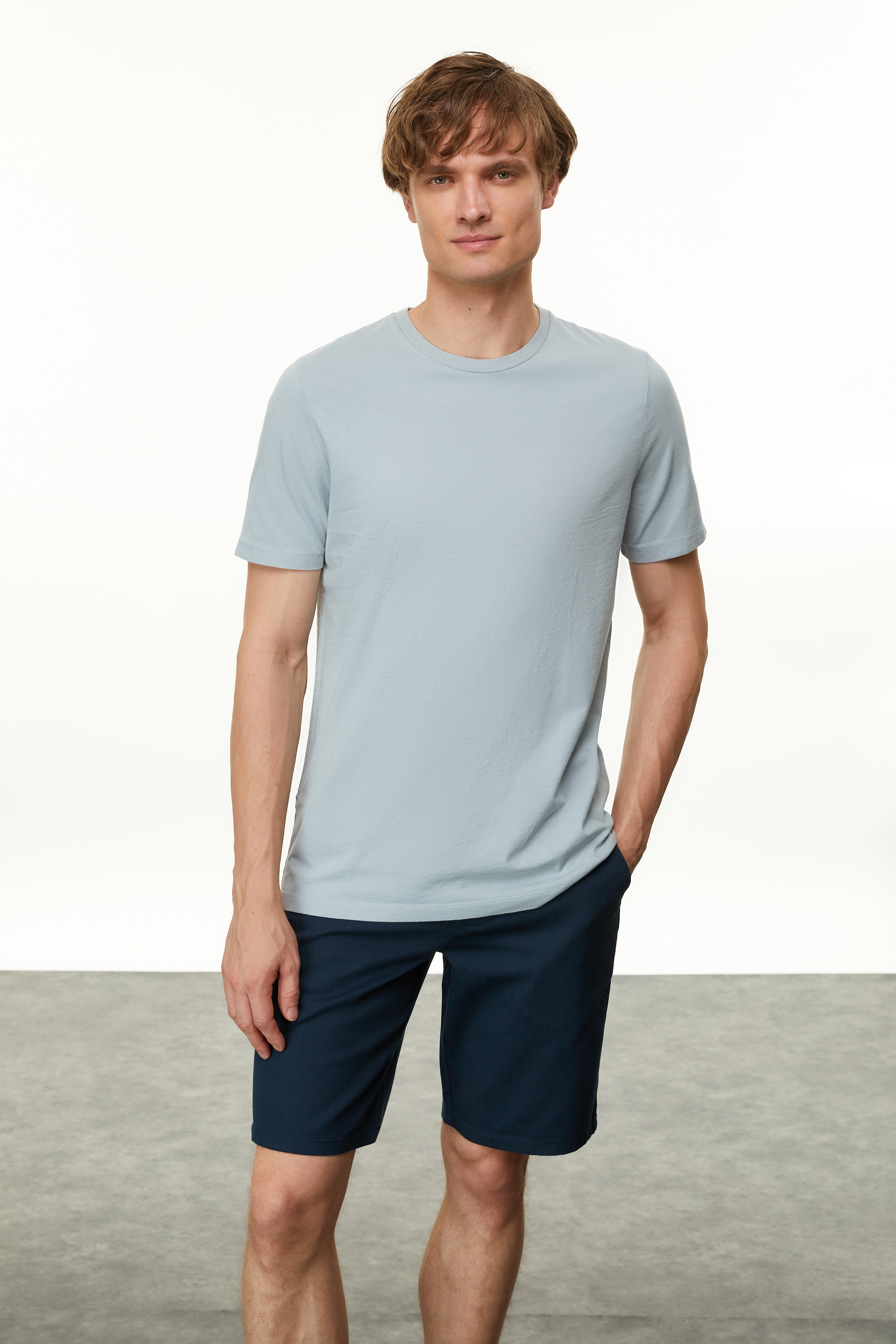 Erkek Mavi Bisiklet Yaka T-Shirt
