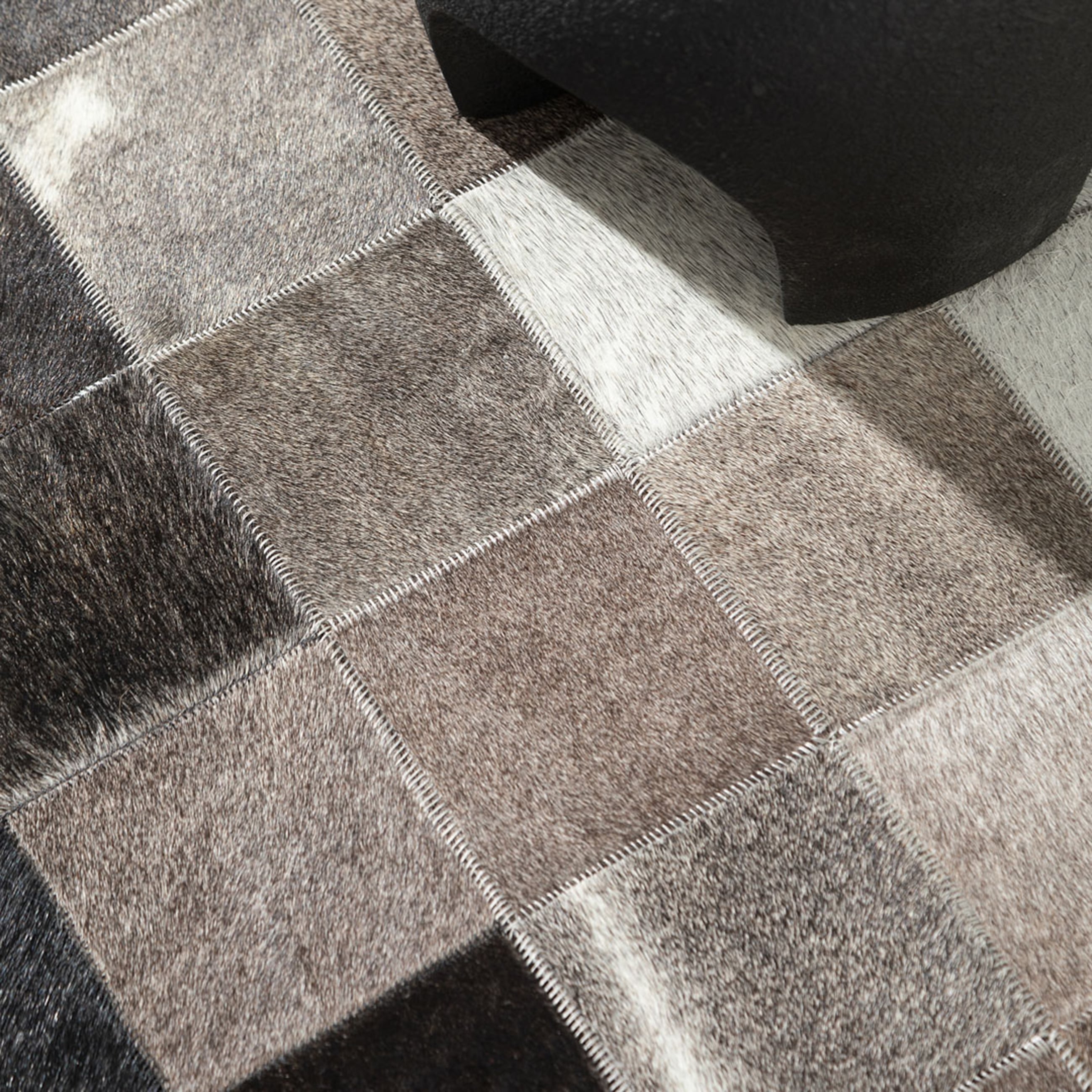 DIAMOND DERİ HALI SİYAH BEYAZ 160X230