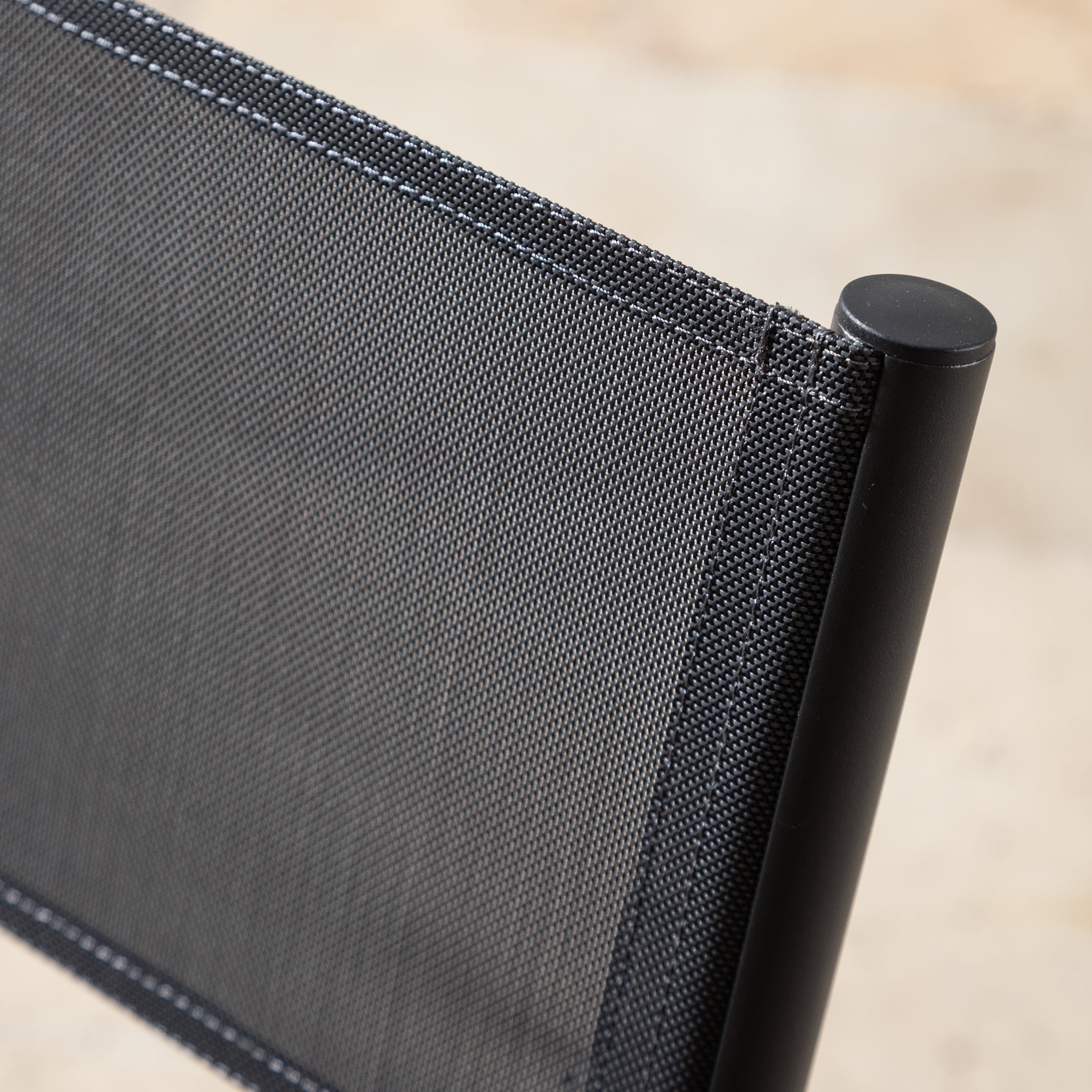 GUSTA TEAK  REJISOR SANDALYESİ SİYAH