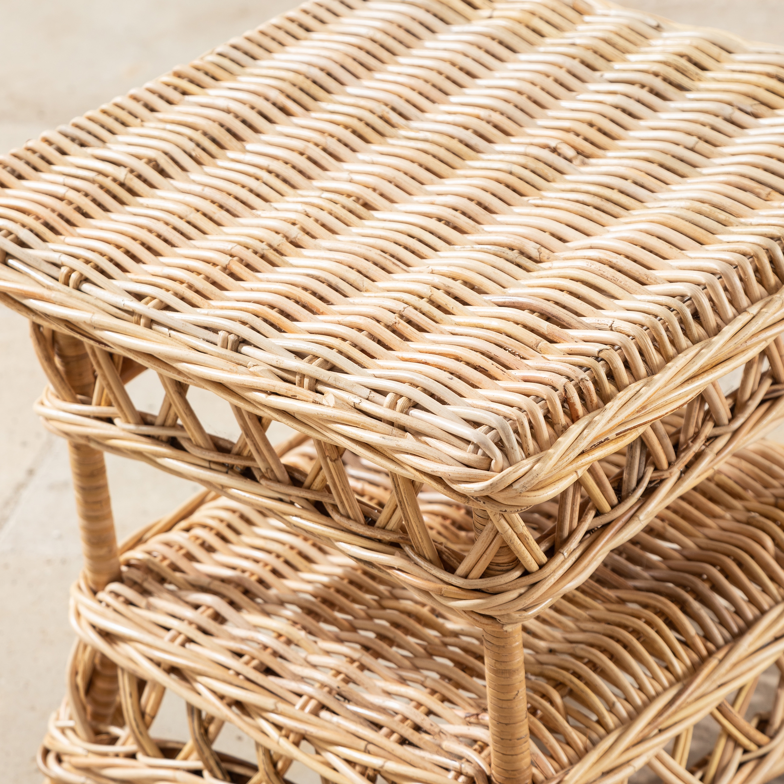 ATHENA YAN  SEHPA NATUREL