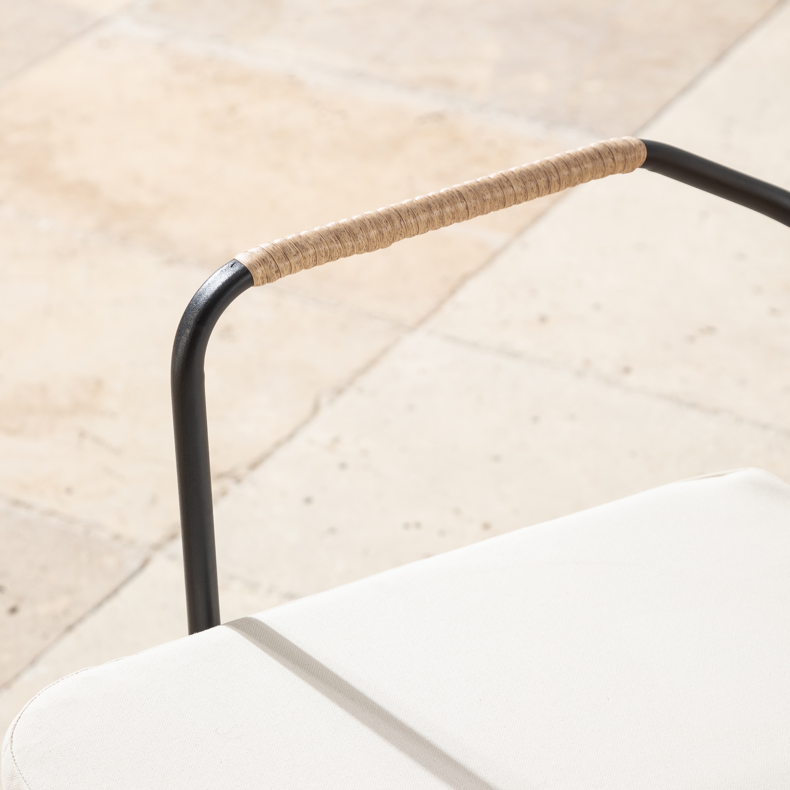 JENN  KOLÇAKLI SANDALYE