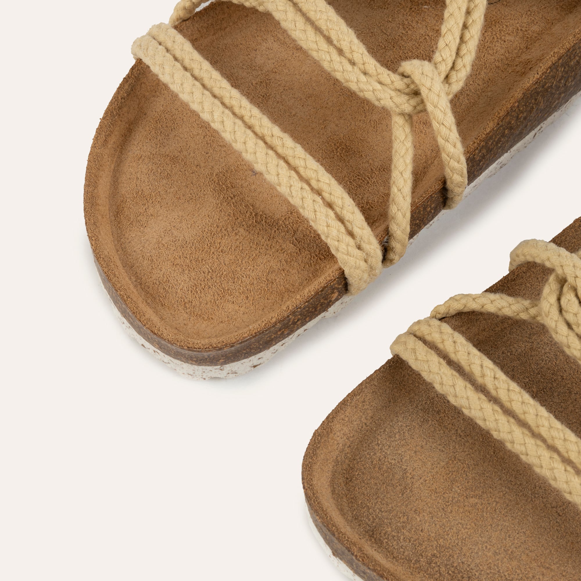 ETNİK İPLİ SANDALET