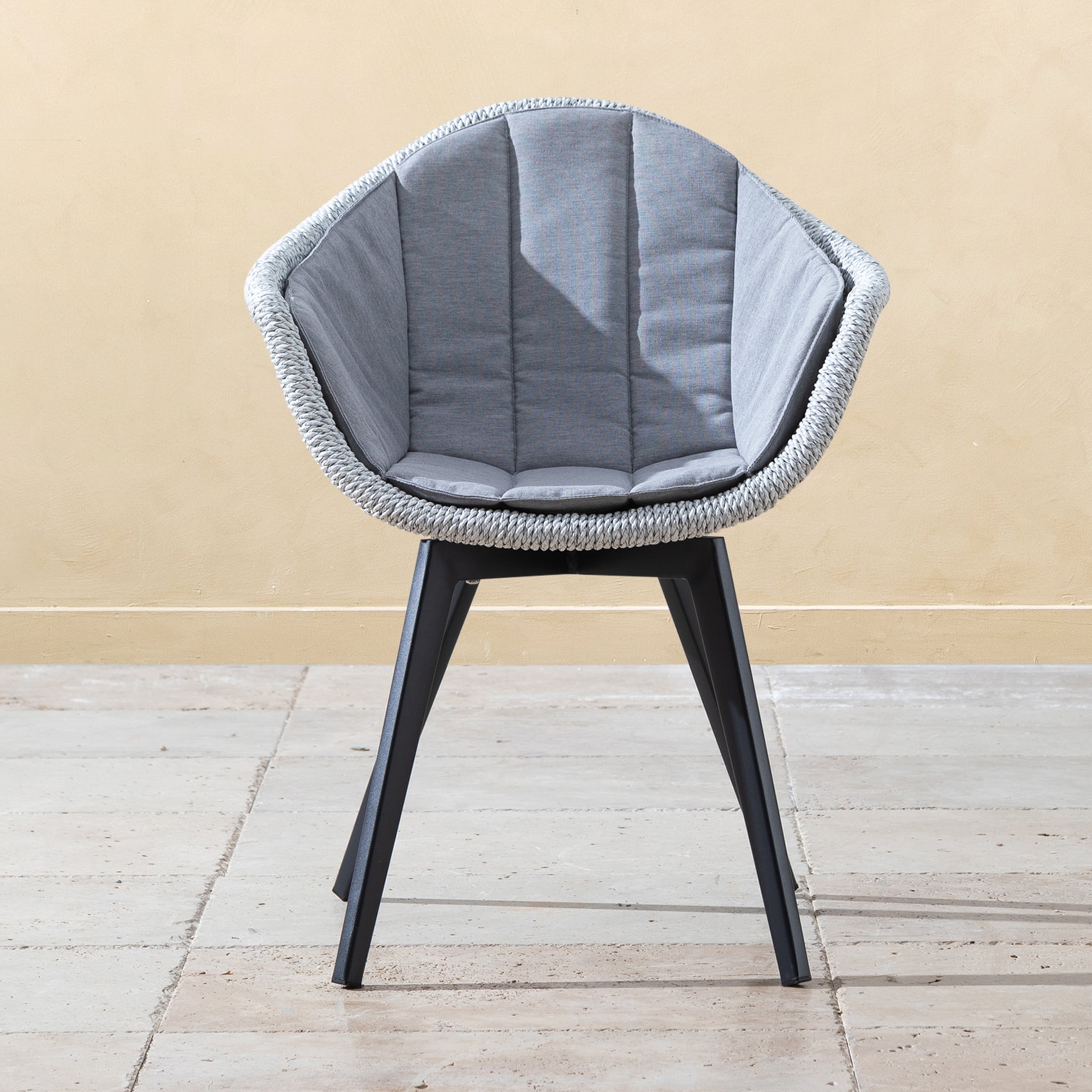 MOL KOLÇAKLI SANDALYE