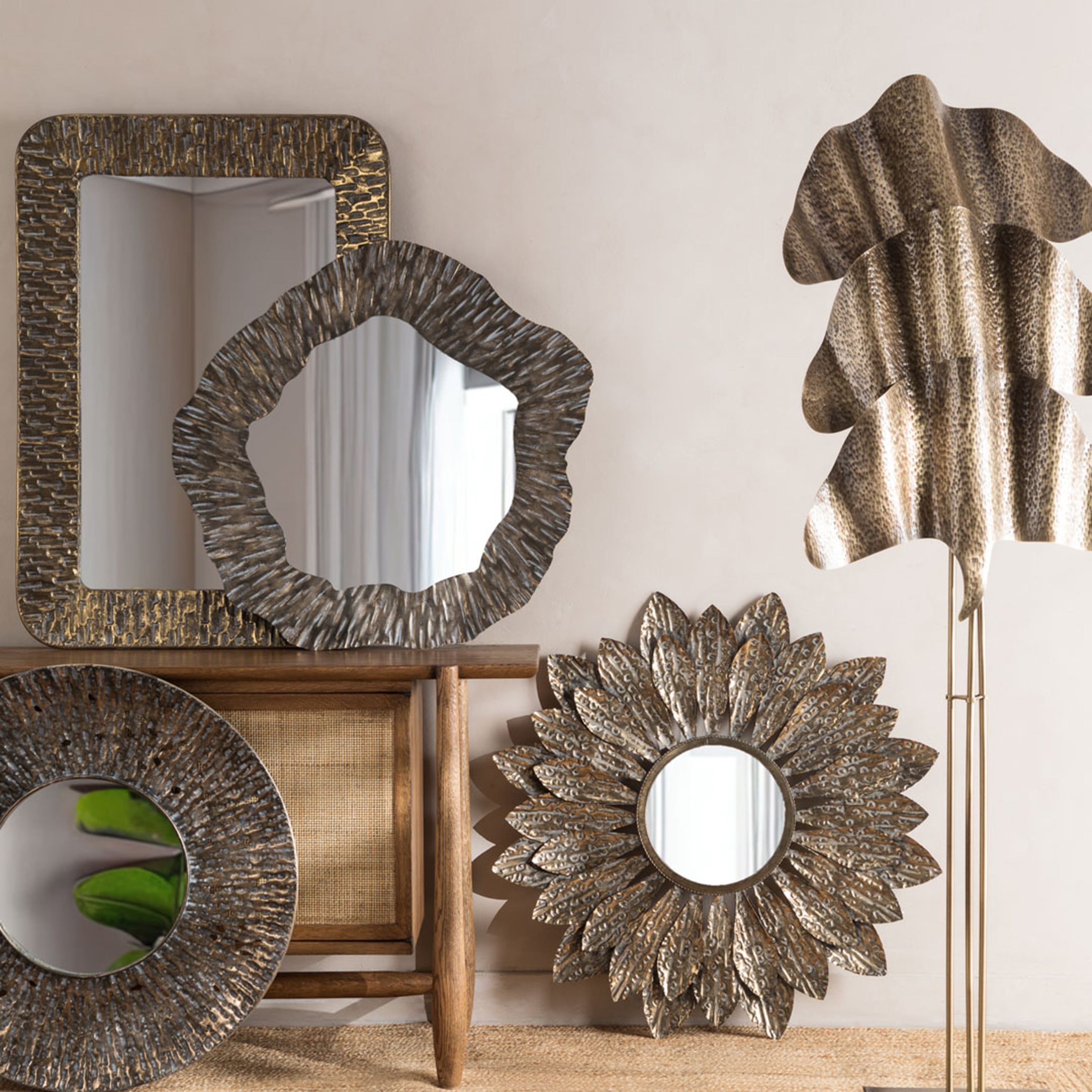 MALINDIA DUVAR AYNASI 71X100CM