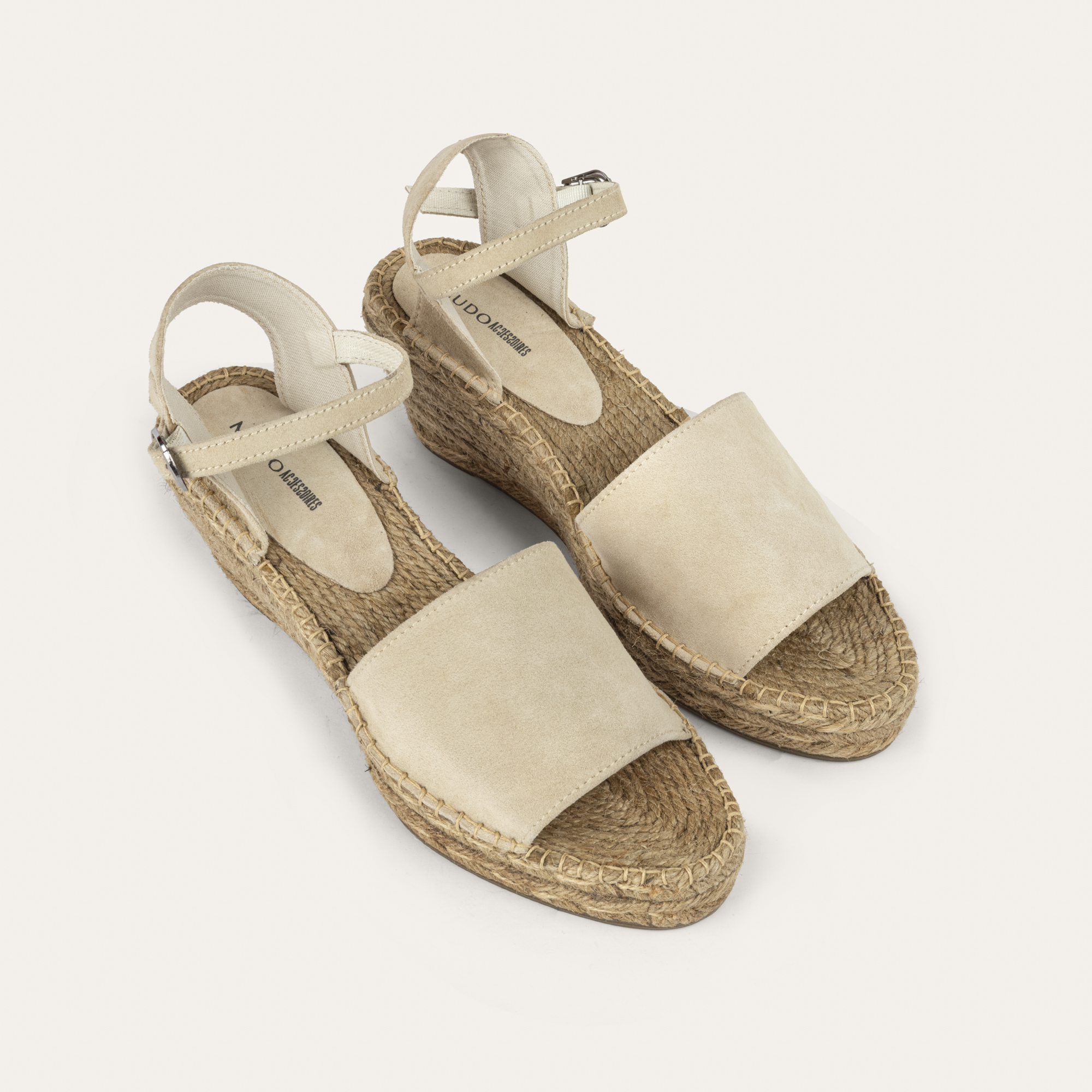 DOLGU TOPUKLU DERİ SANDALET