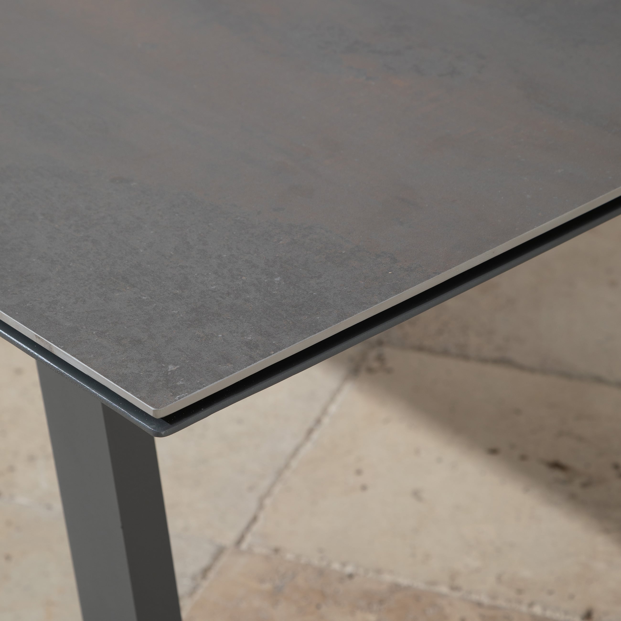 LIVERPOOL MASA 250 CM