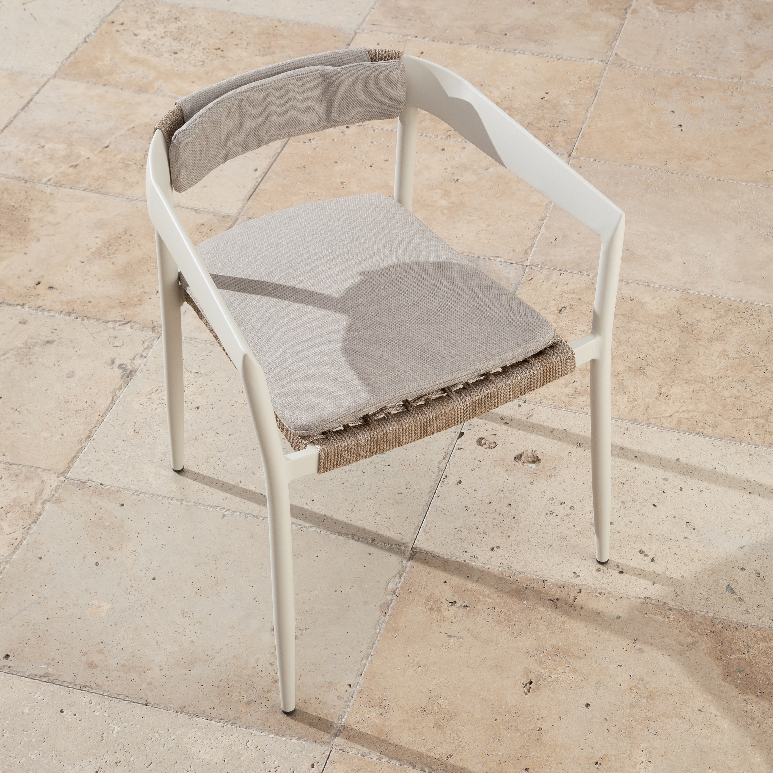 PORTLAND KOLÇAKLI SANDALYE