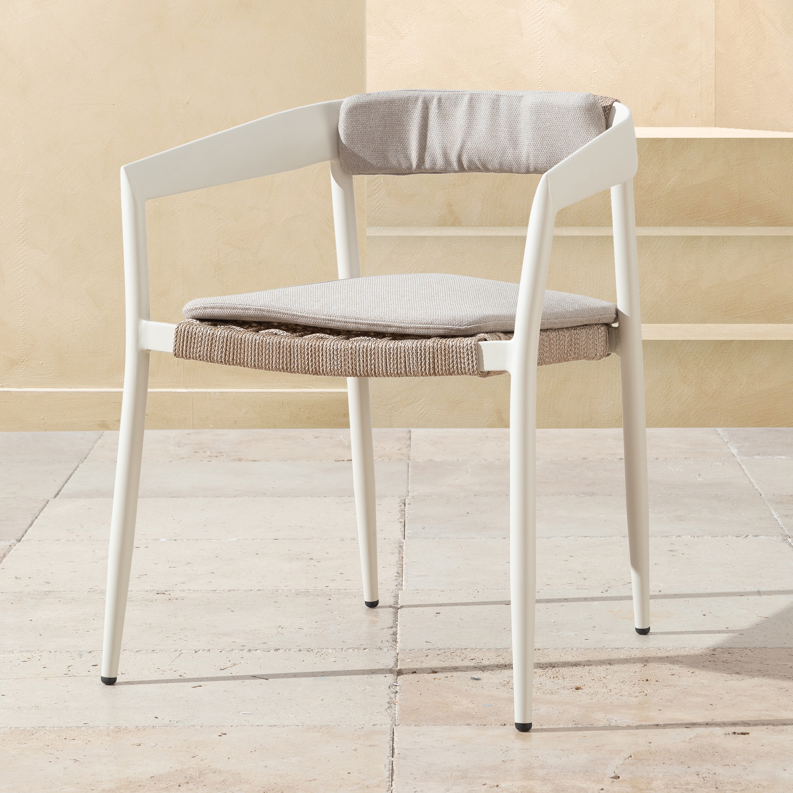 PORTLAND KOLÇAKLI SANDALYE