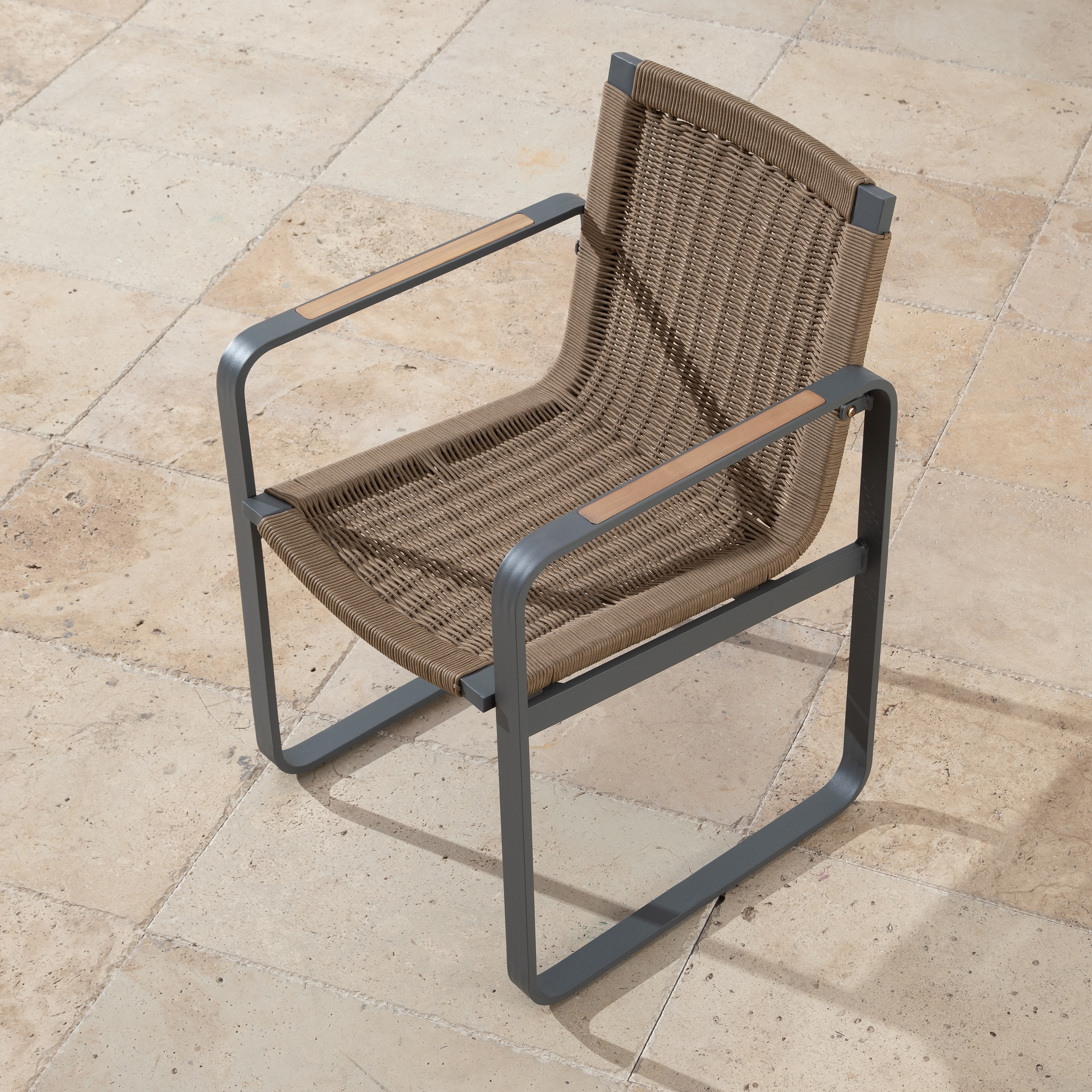 LIVERPOOL KOLÇAKLI SANDALYE