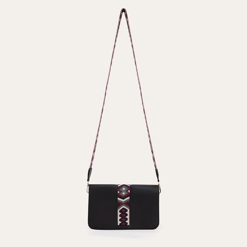  ÖRGÜ ASKILI OMUZ ÇANTASI