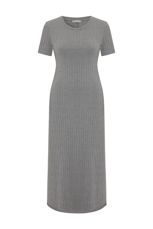  A FORM KISA KOLLU UZUN ELBİSE