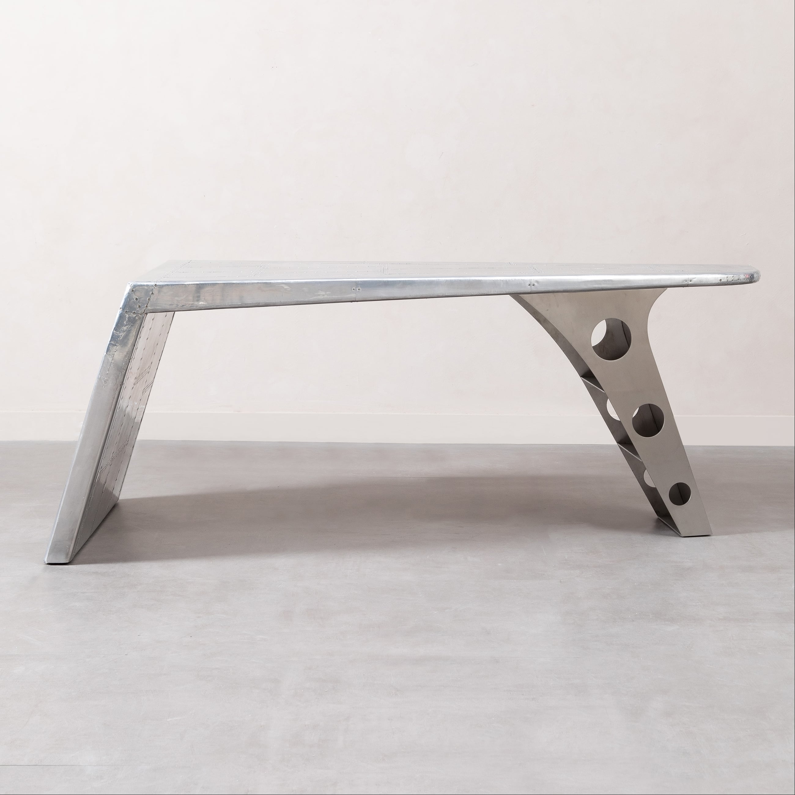 CLIFF ÇALIŞMA MASASI