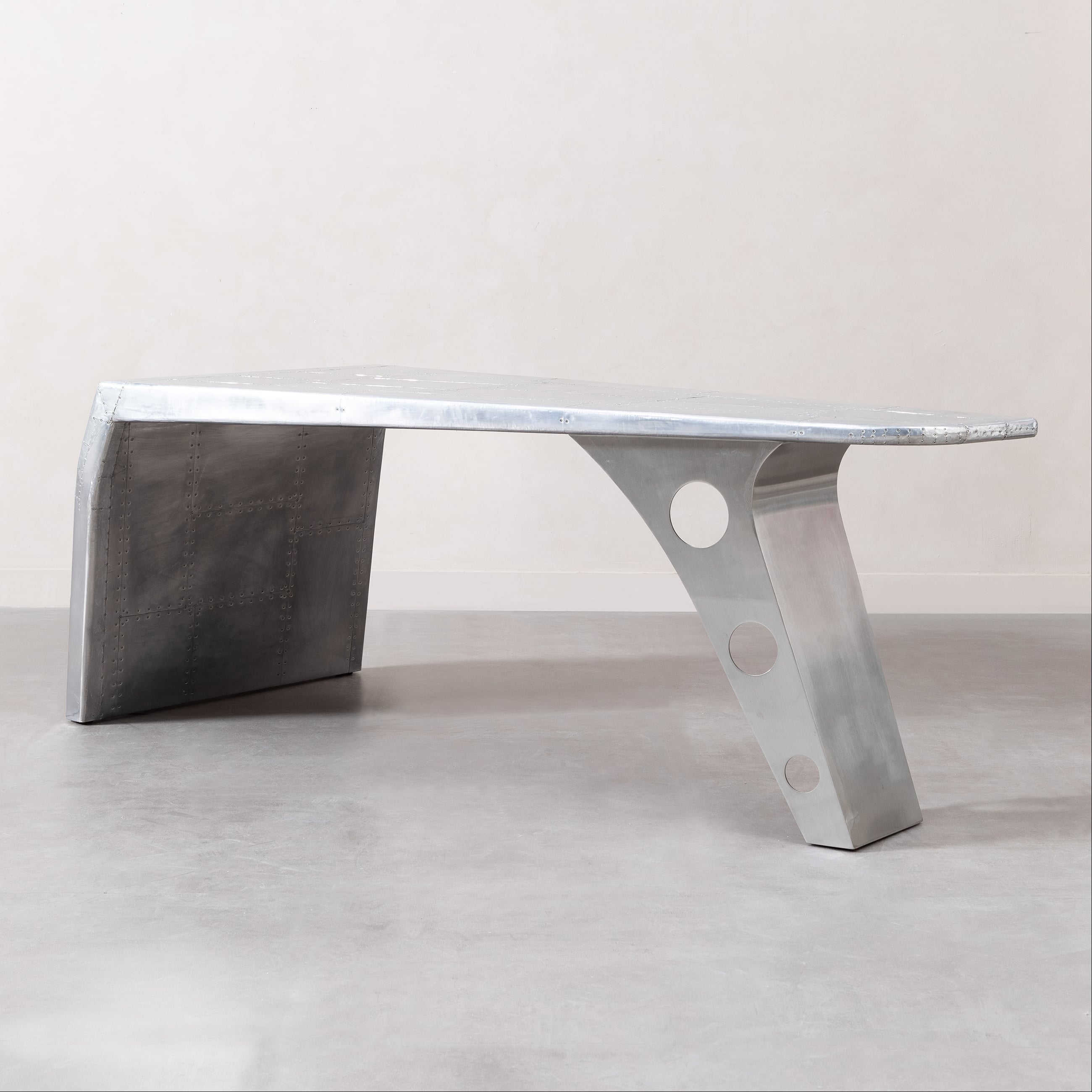 CLIFF ÇALIŞMA MASASI