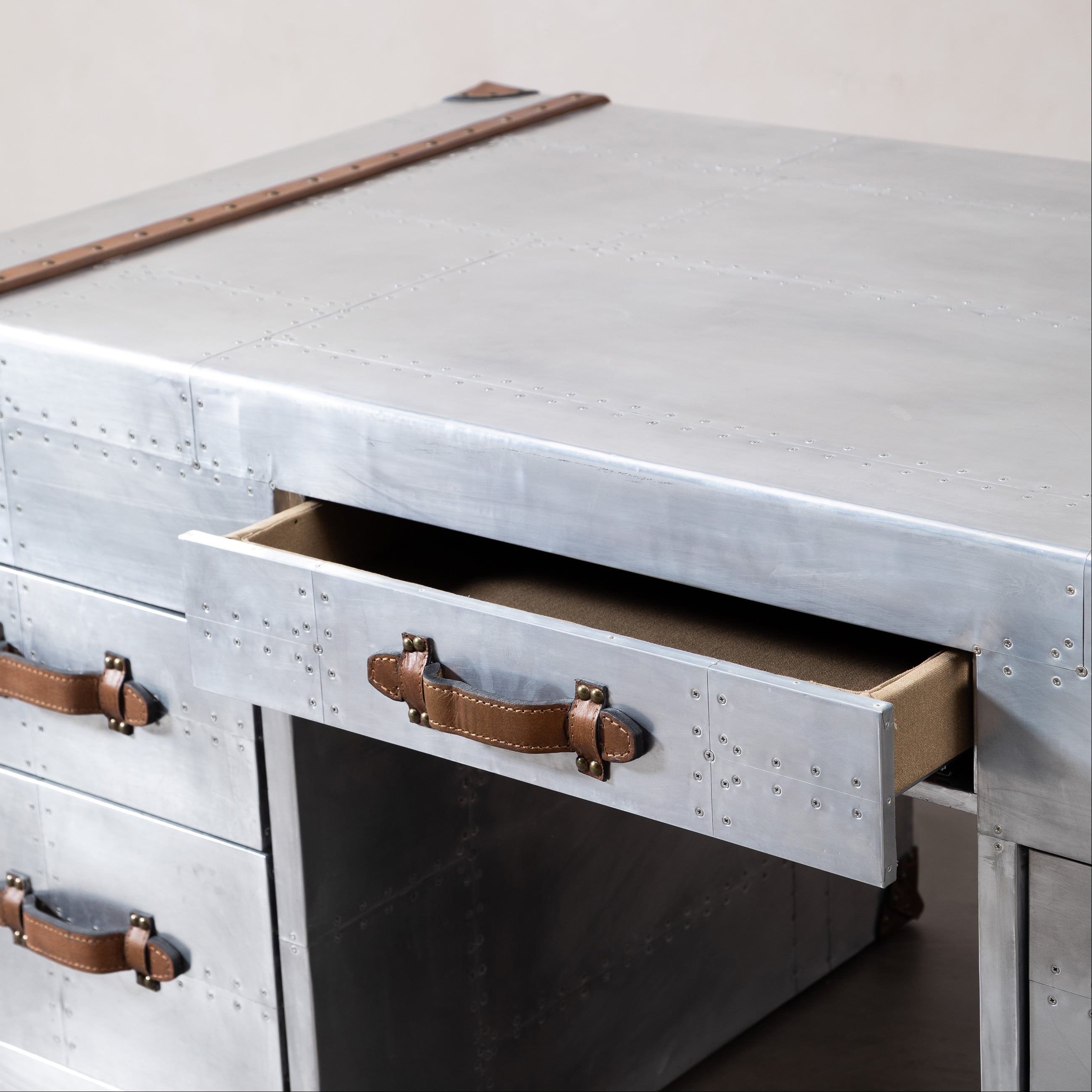 JEWEL ÇALIŞMA MASASI