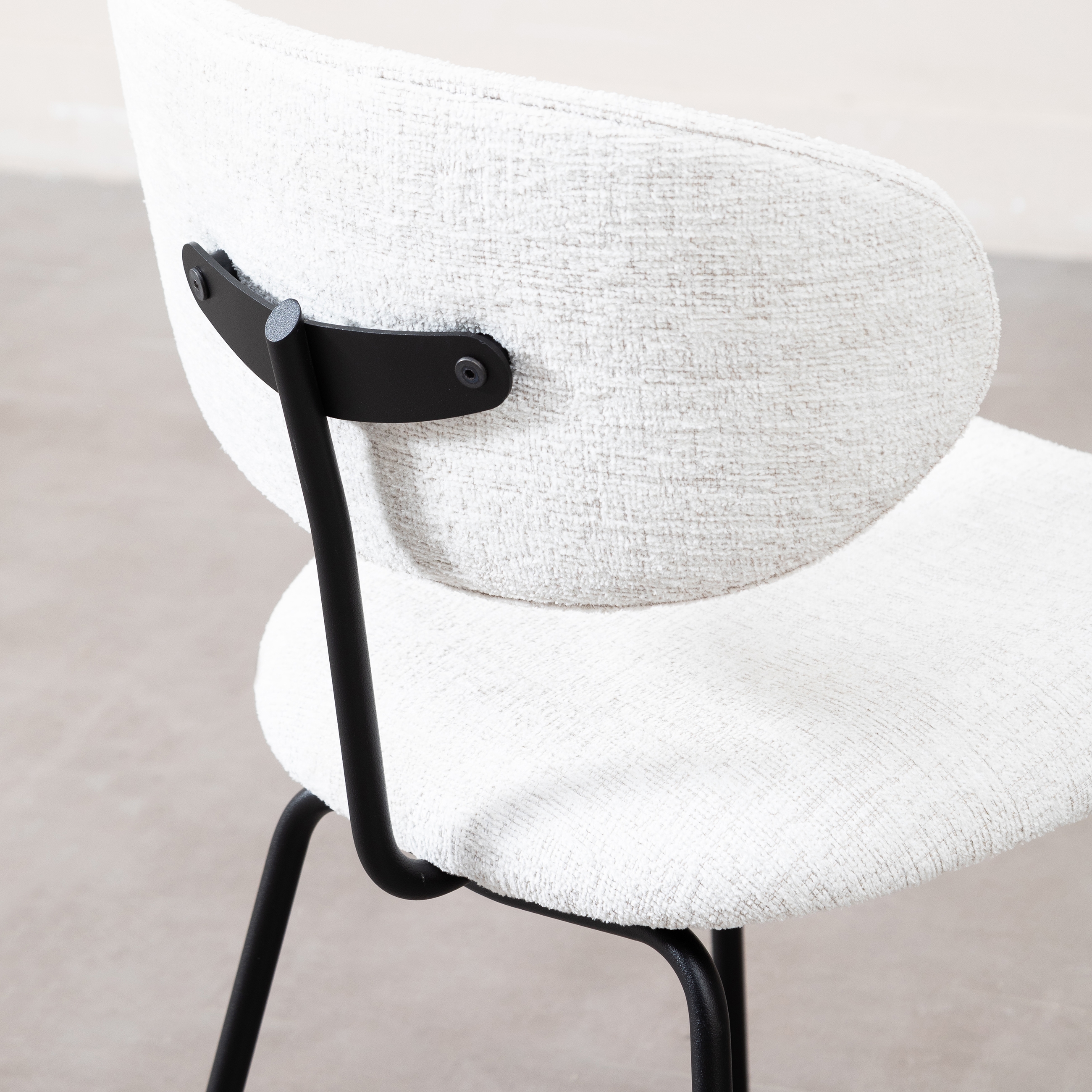 AROZ SANDALYE BEJ SİYAH AYAK