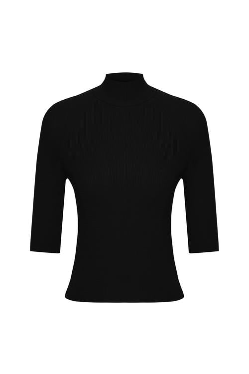  DİK YAKA KISA KOLLU KAZAK