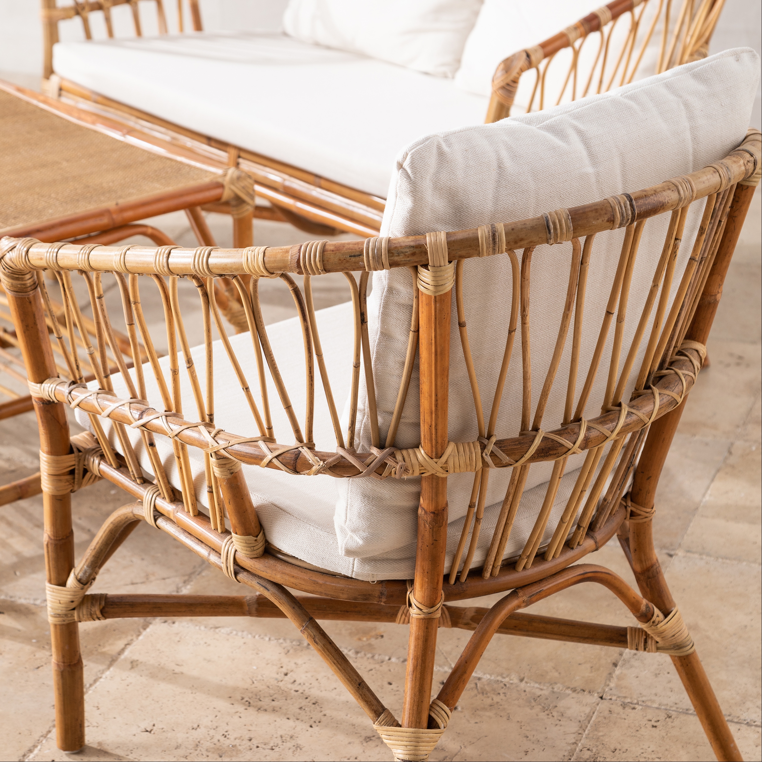 CALIFORNIA BEYAZ OTURMA SETİ