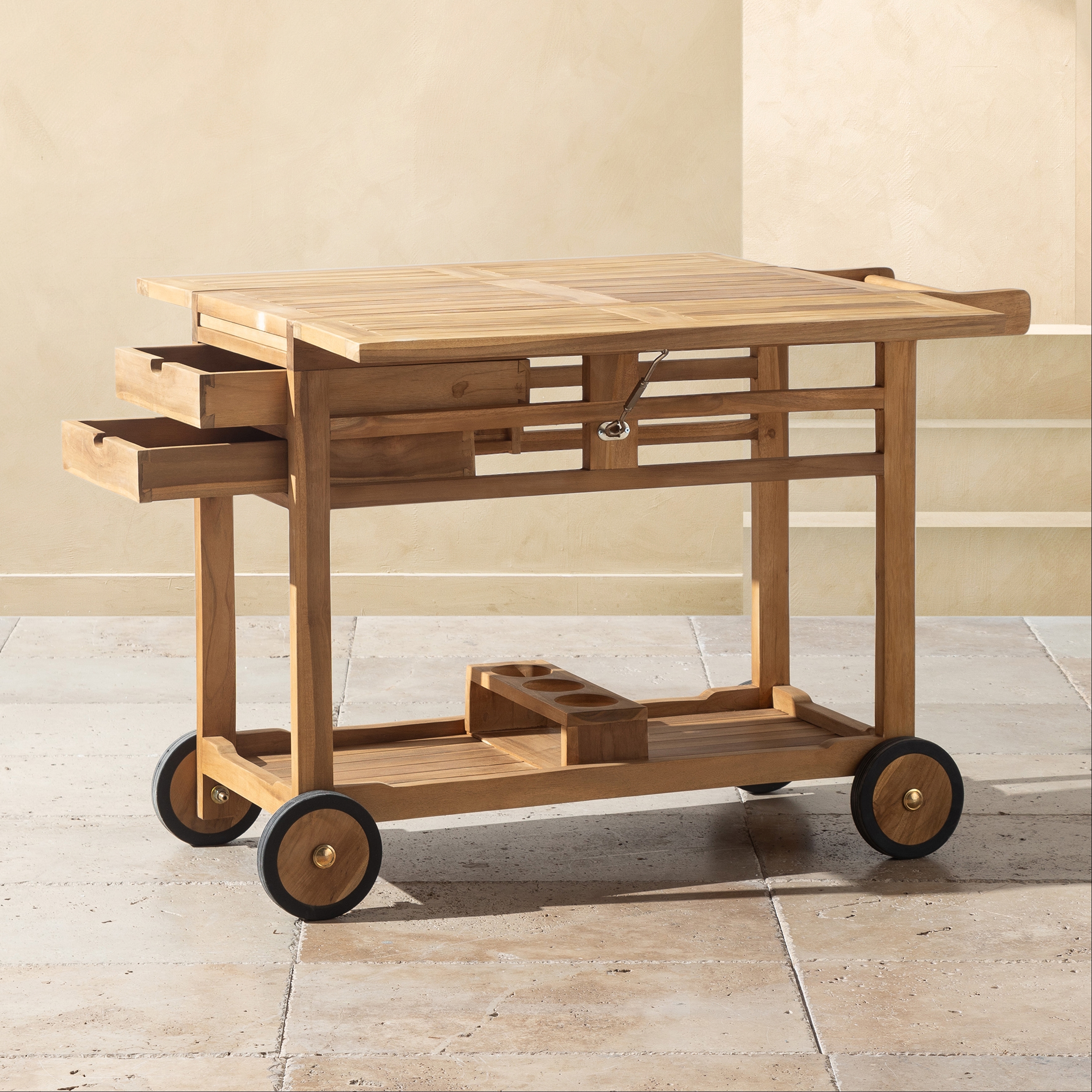 TROUI SERVİS ARABASI