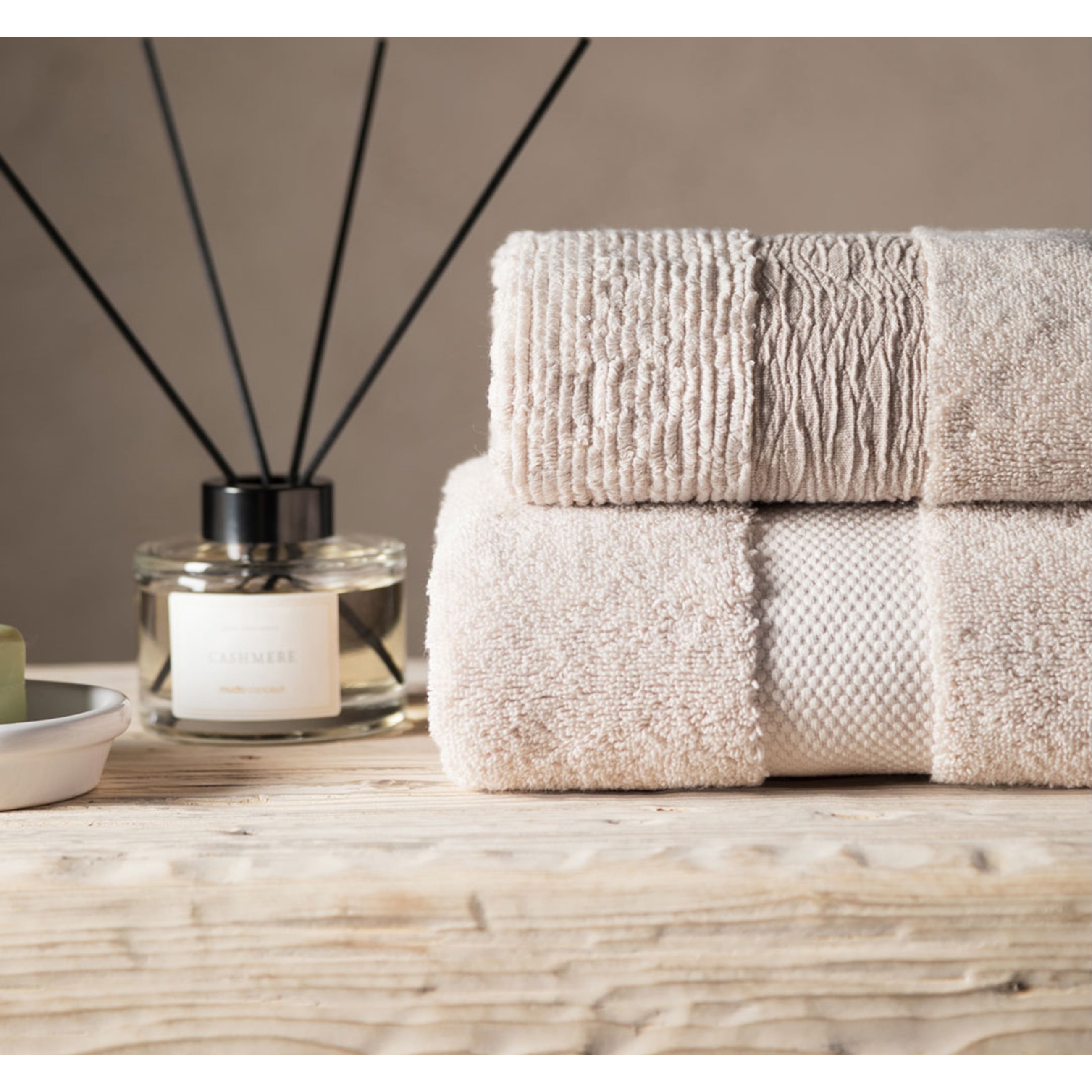 CLASSY EL HAVLUSU BEJ 30X50 CM