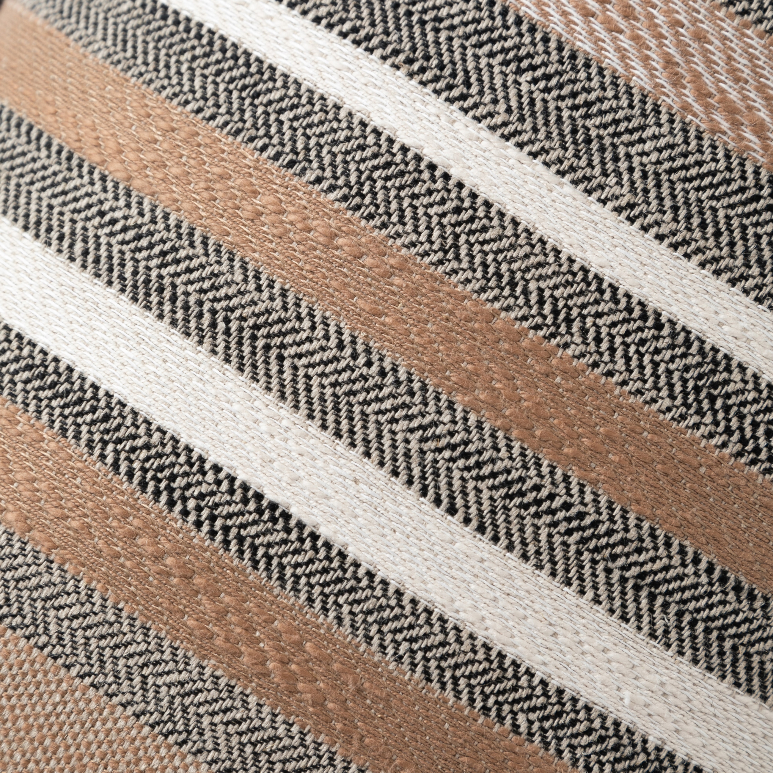 AVA TRIO LINE KIRLENT BEJ SİYAH 30X50