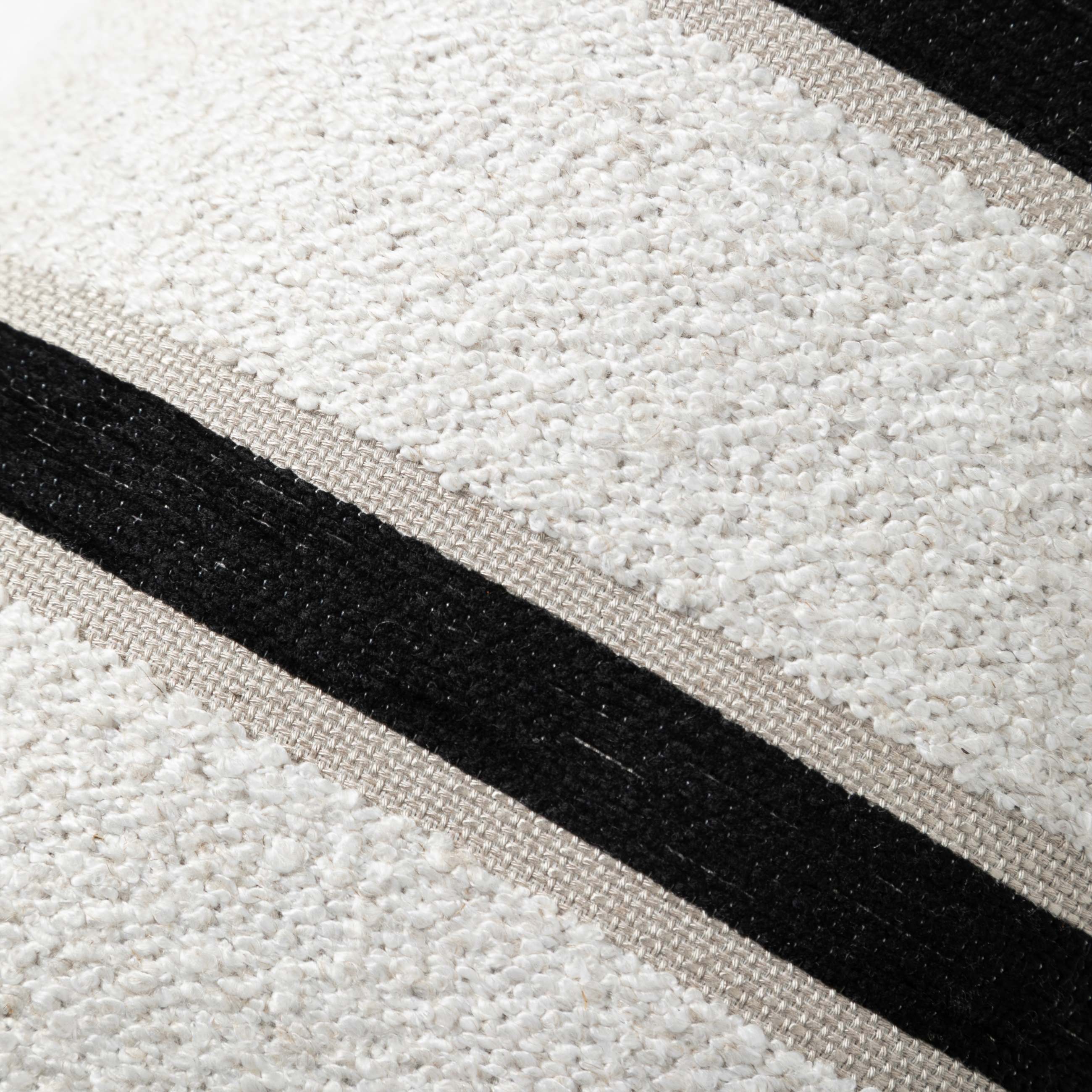 ALLIS LINE KIRLENT SİYAH BEJ 30X50