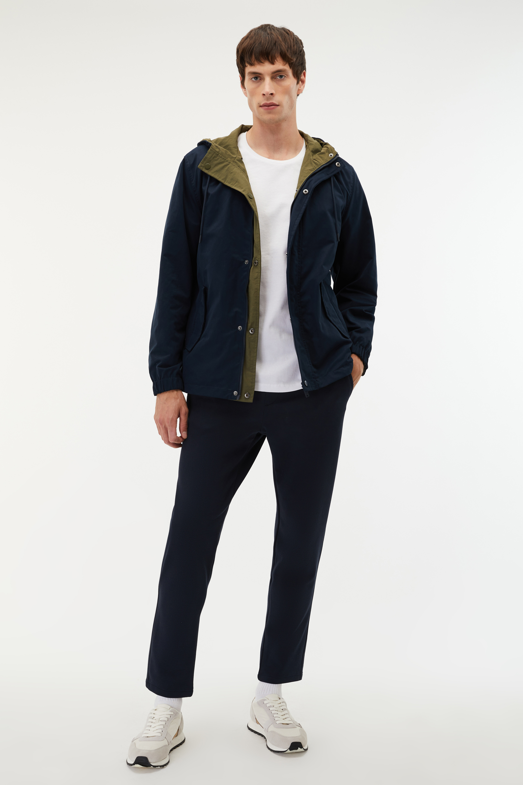 ÇİFT RENKLİ KAPÜŞONLU YAĞMURLUK