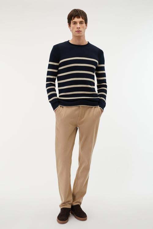 BİSİKLET YAKA ÇİZGİLİ KAZAK