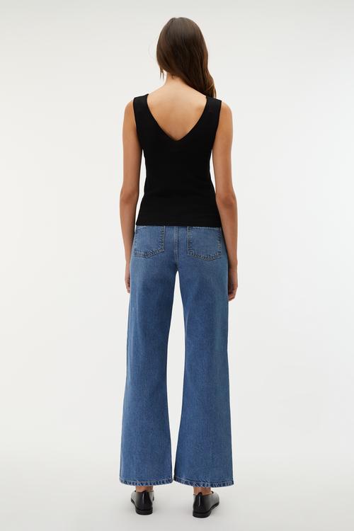  V YAKA KOLSUZ TRİKO KAZAK