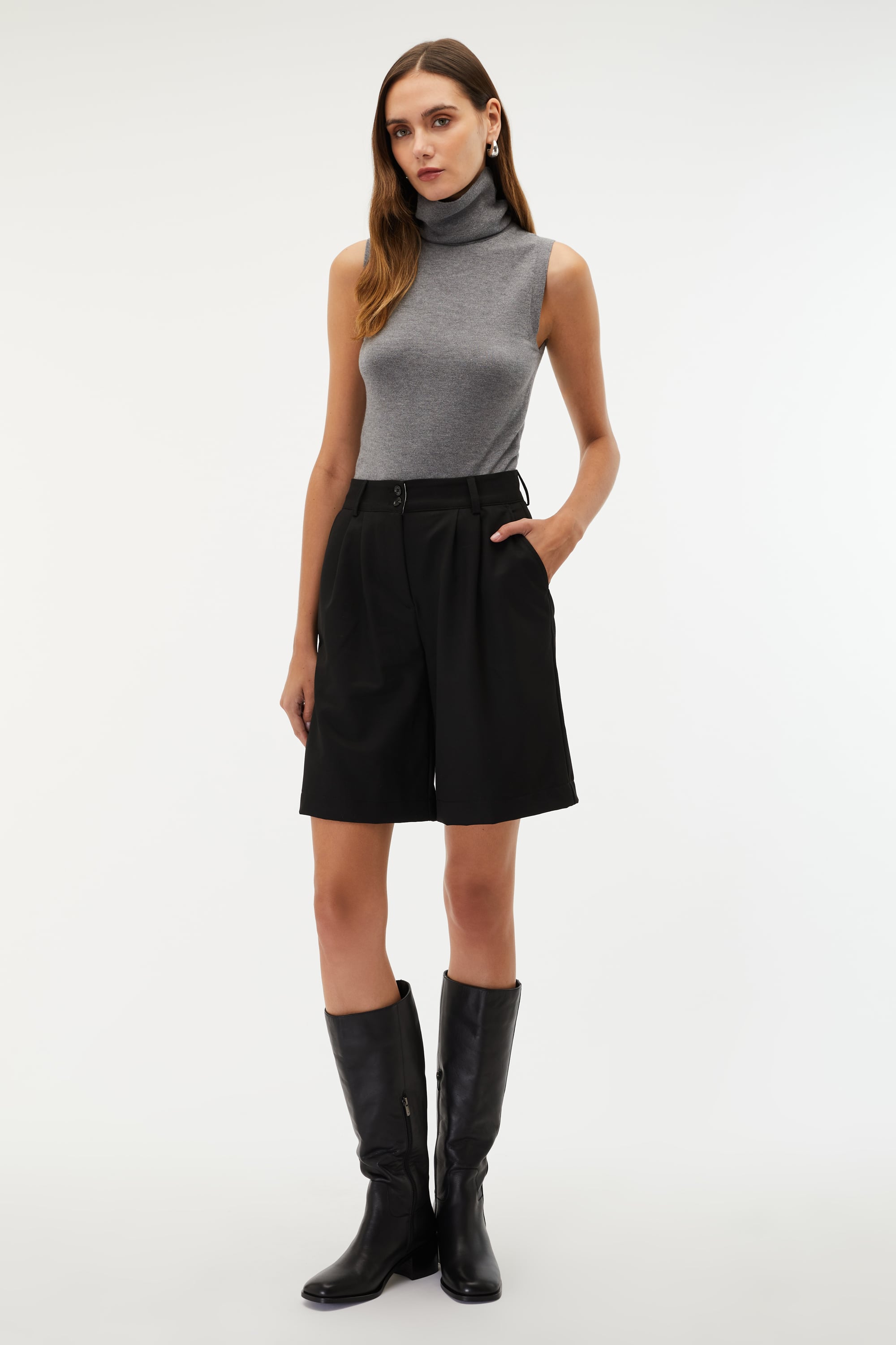 PİLELİ BERMUDA ŞORT