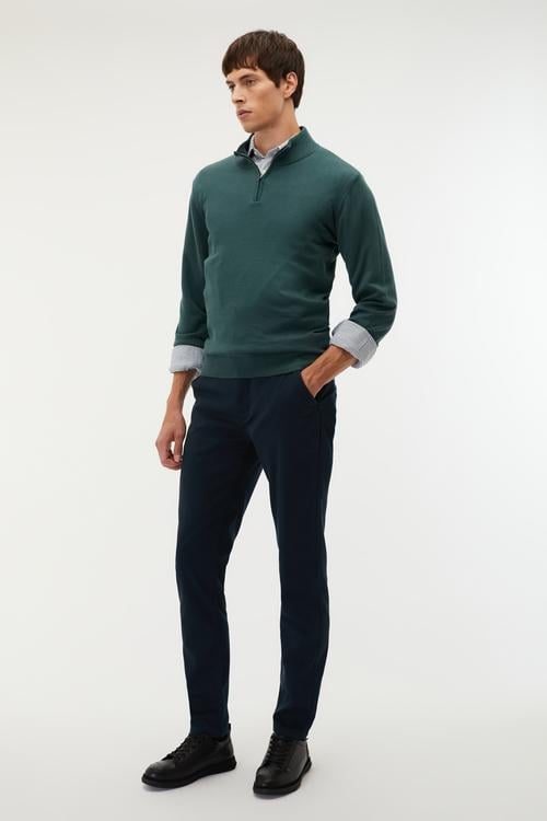  DİK YAKA UZUN KOLLU KAZAK