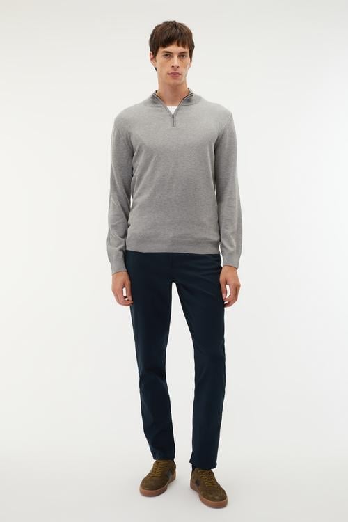  DİK YAKA UZUN KOLLU KAZAK