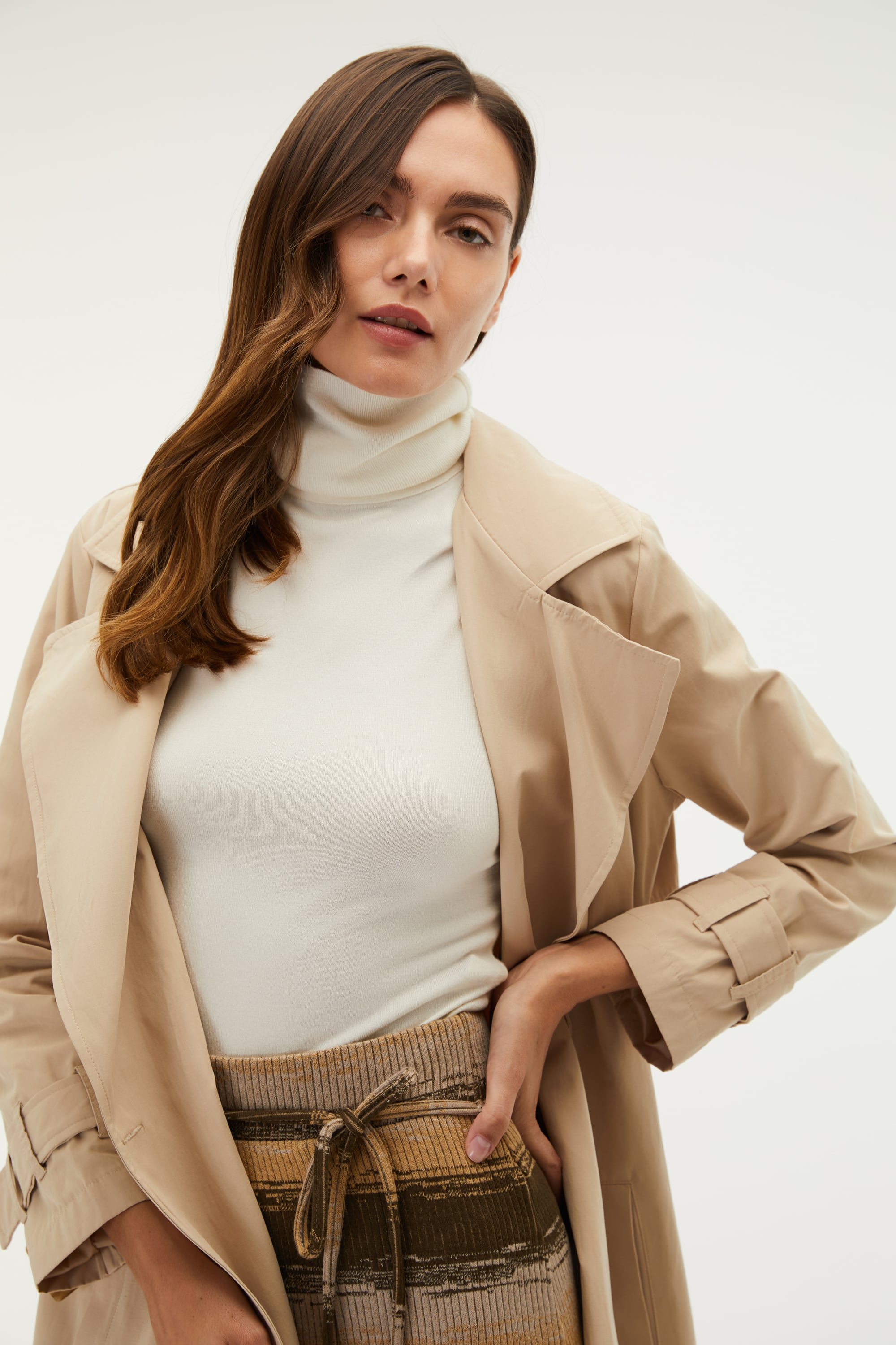 KEMERLİ UZUN TRENÇKOT