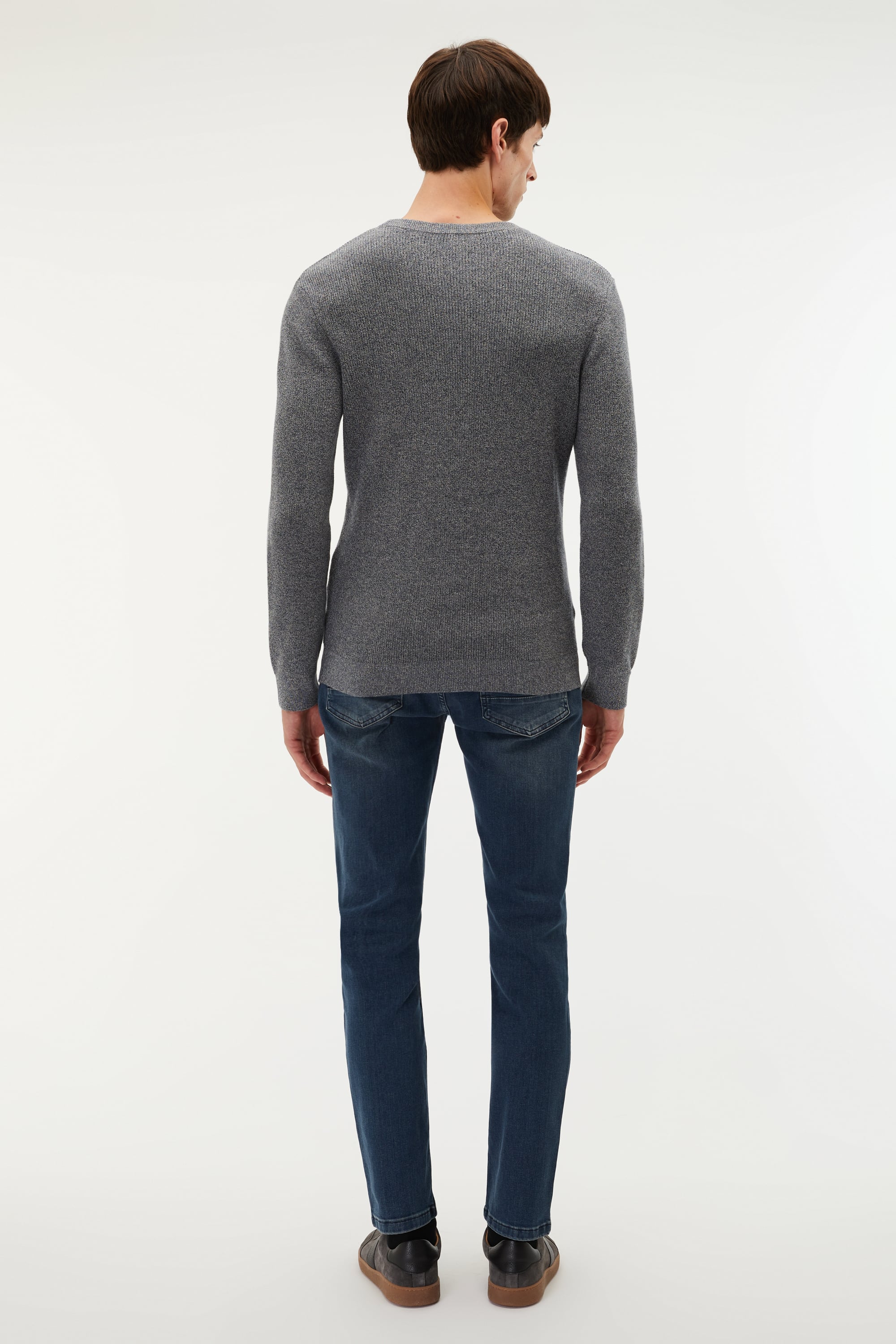 BİSİKLET YAKA TRİKO KAZAK