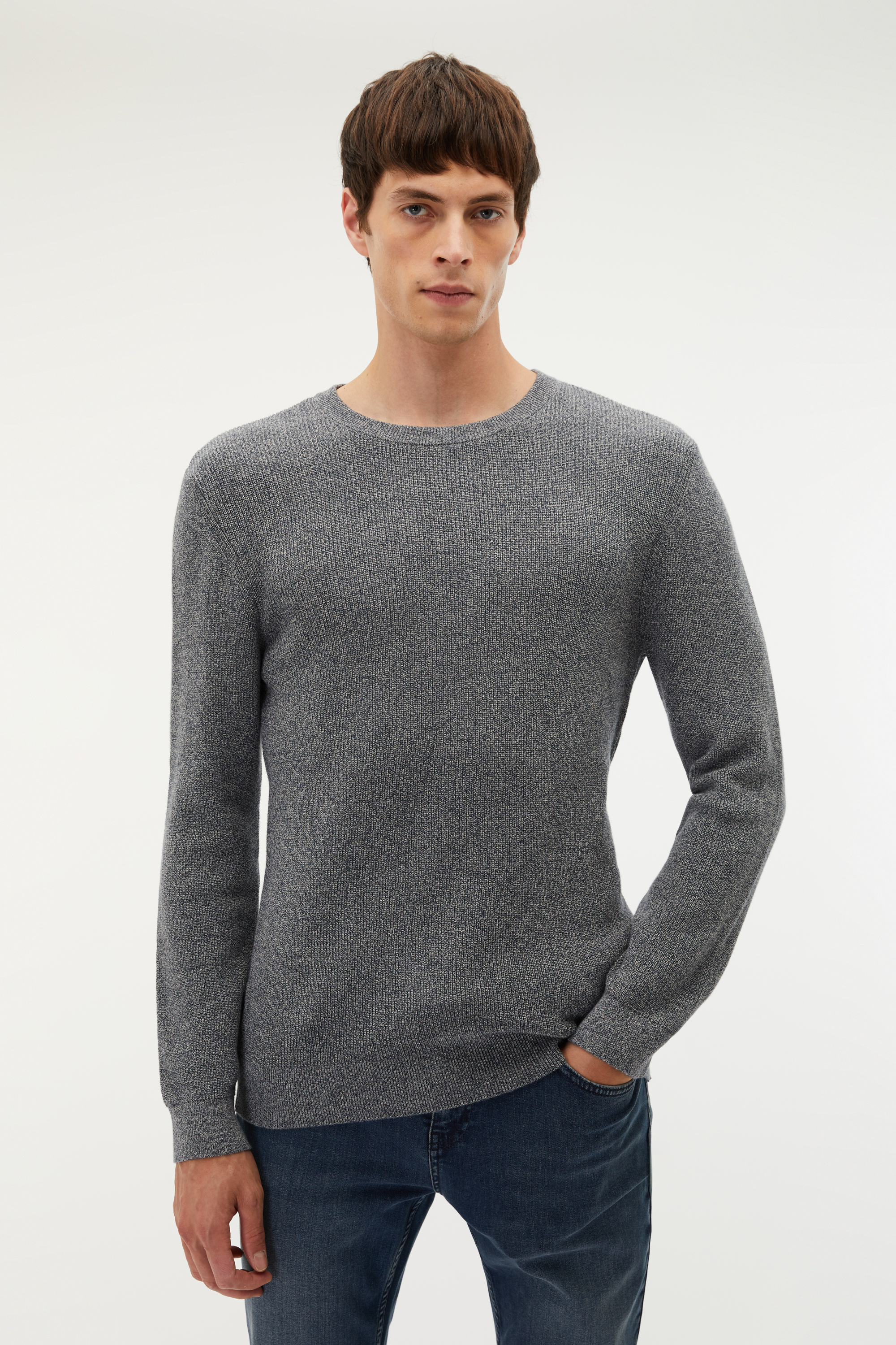 BİSİKLET YAKA TRİKO KAZAK