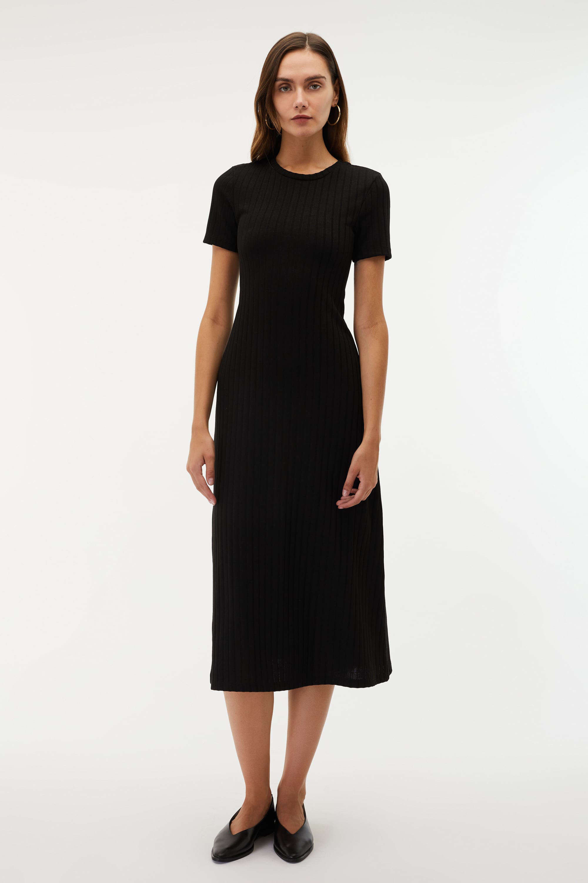 A FORM KISA KOLLU UZUN ELBİSE