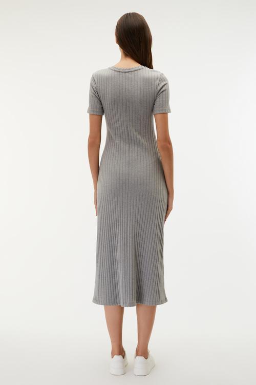  A FORM KISA KOLLU UZUN ELBİSE