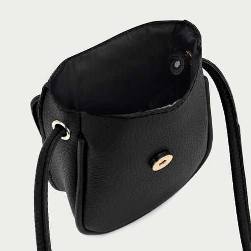  DERİ GÖRÜNÜMLÜ OMUZ ÇANTASI