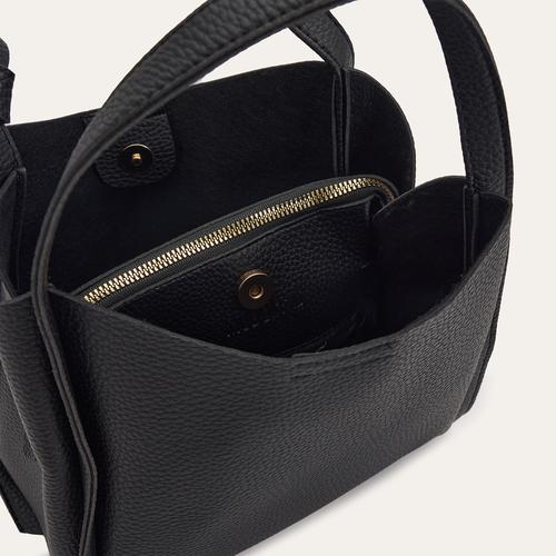  DERİ GÖRÜNÜMLÜ OMUZ ÇANTASI