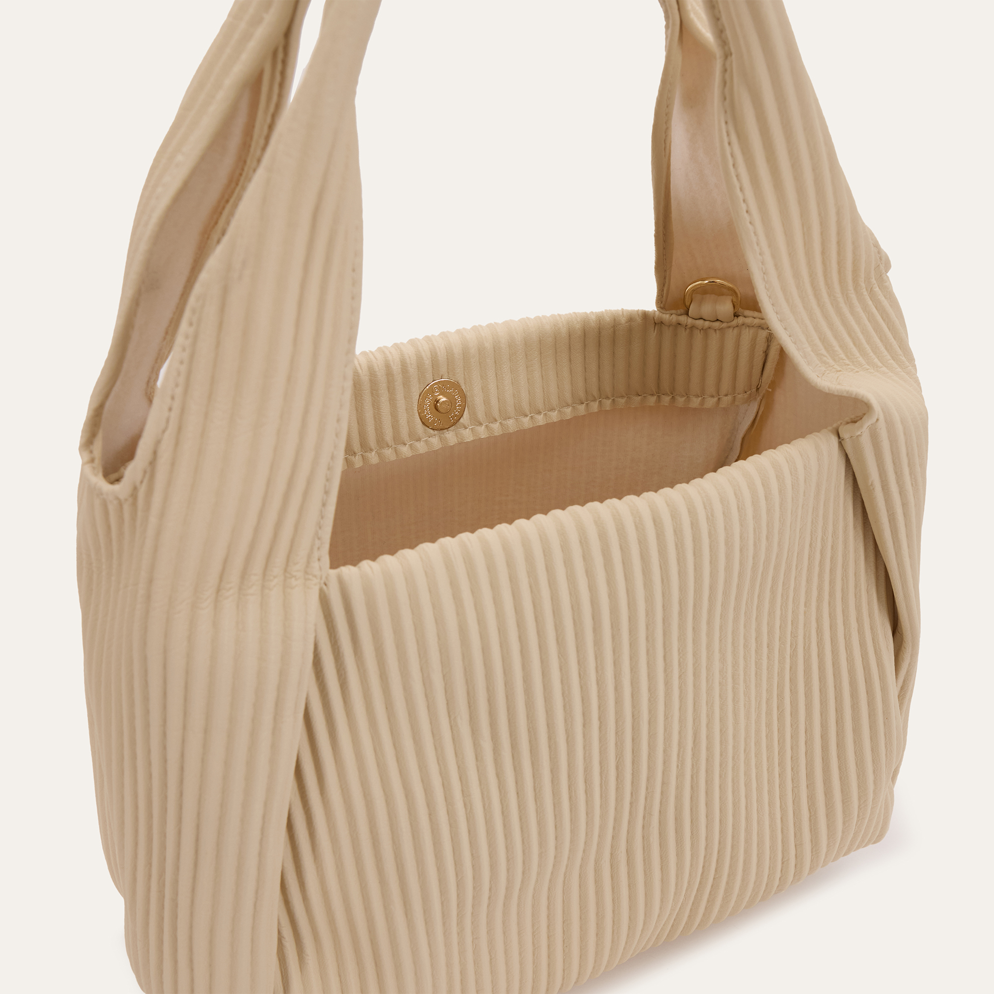 DOKULU DERİ GÖRÜNÜMLÜ EL ÇANTASI