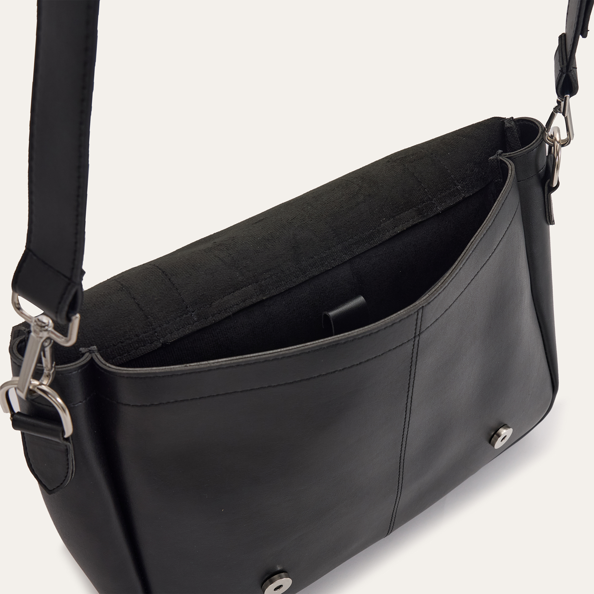 TOKALI DERİ GÖRÜNÜMLÜ EL ÇANTASI