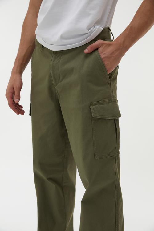 TAPERED FIT CEPLİ PANTOLON