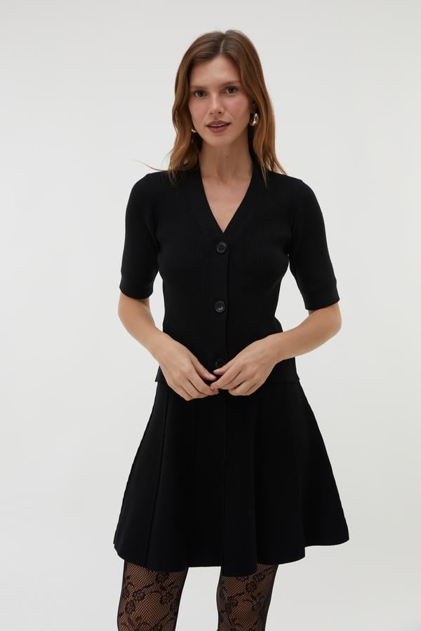 V YAKA KISA KOLLU HIRKA